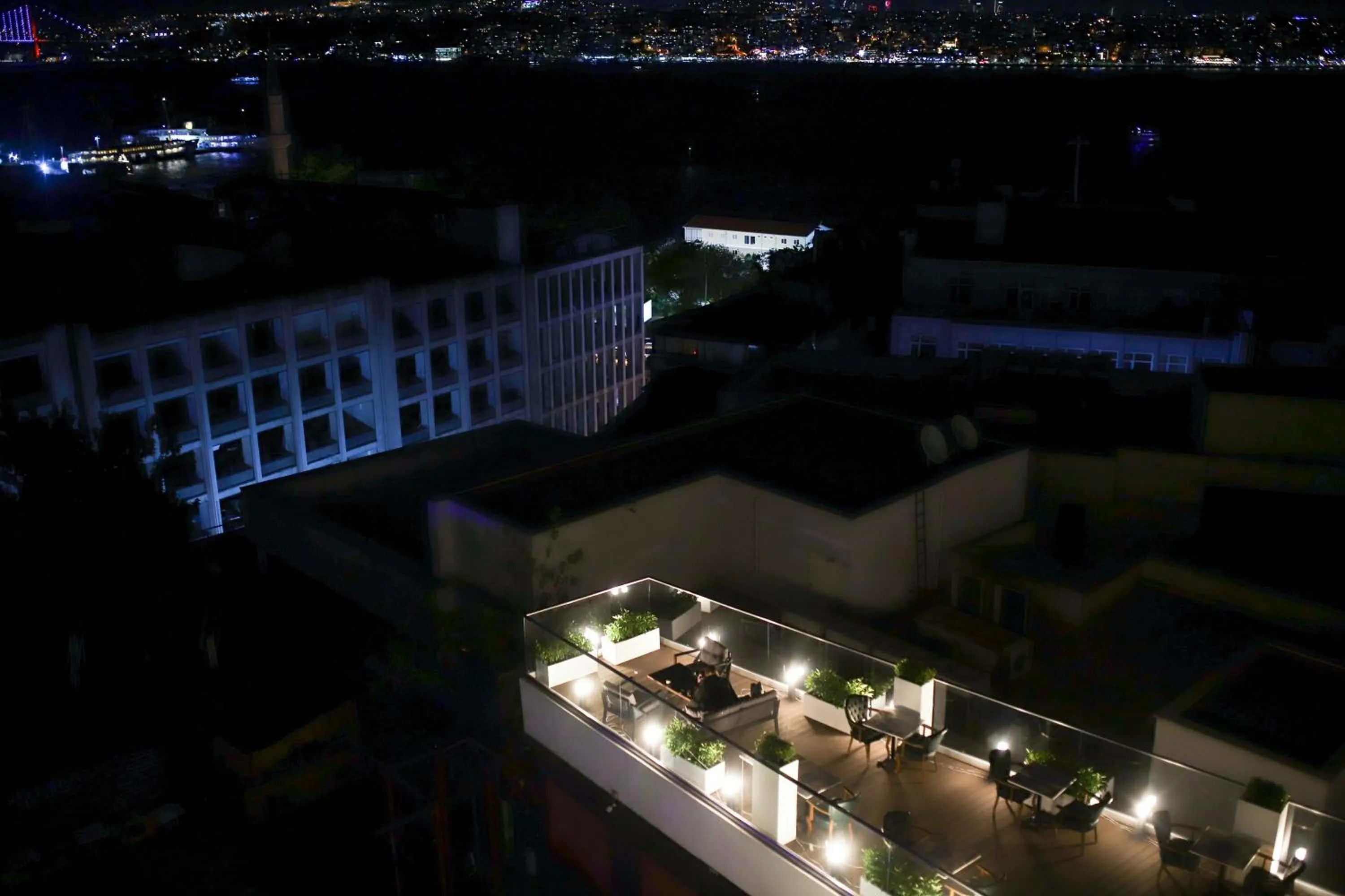 Night in Loop Hotel Bosphorus İstanbul