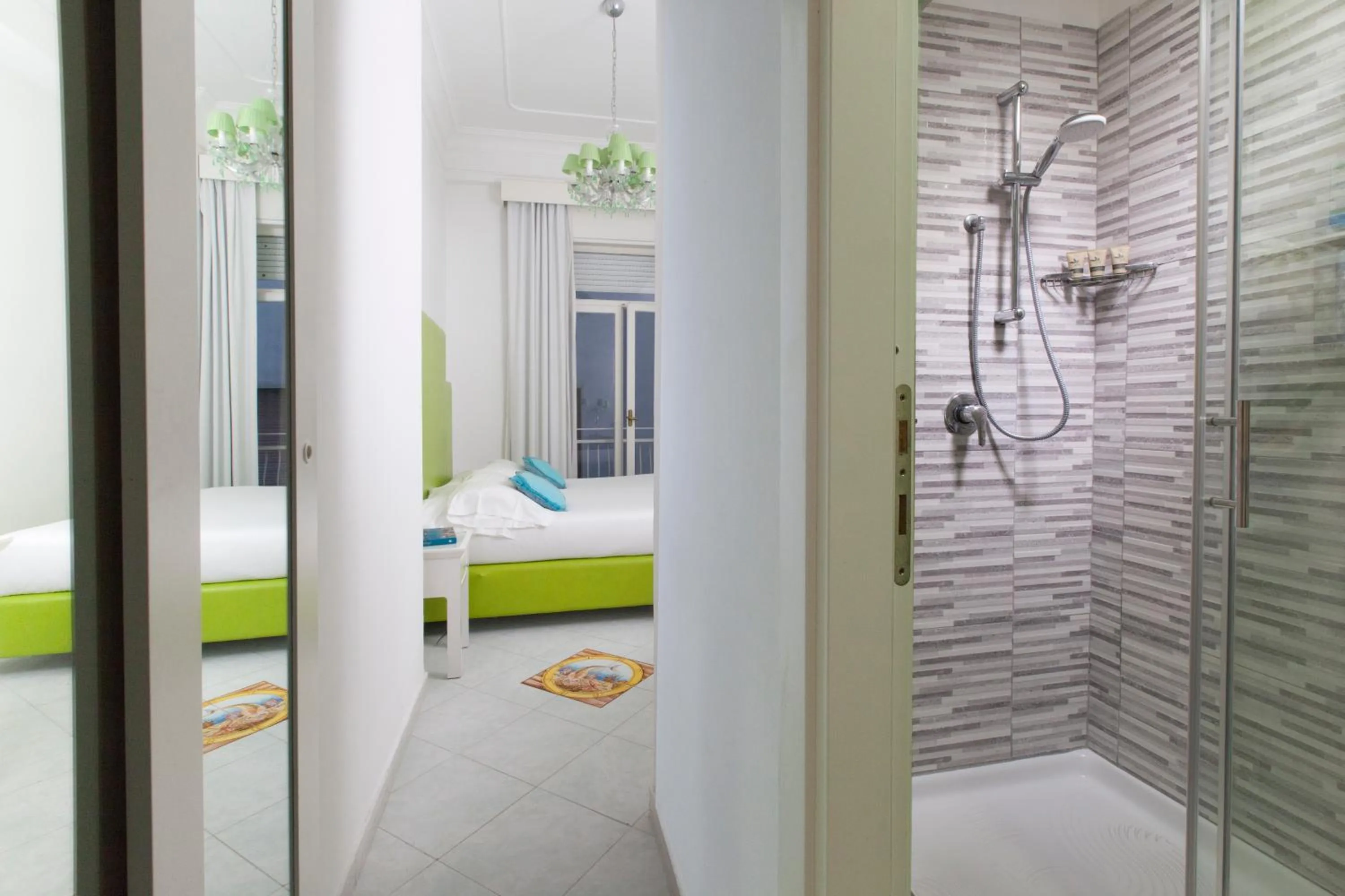 Bedroom, Bed in Hotel Admiral