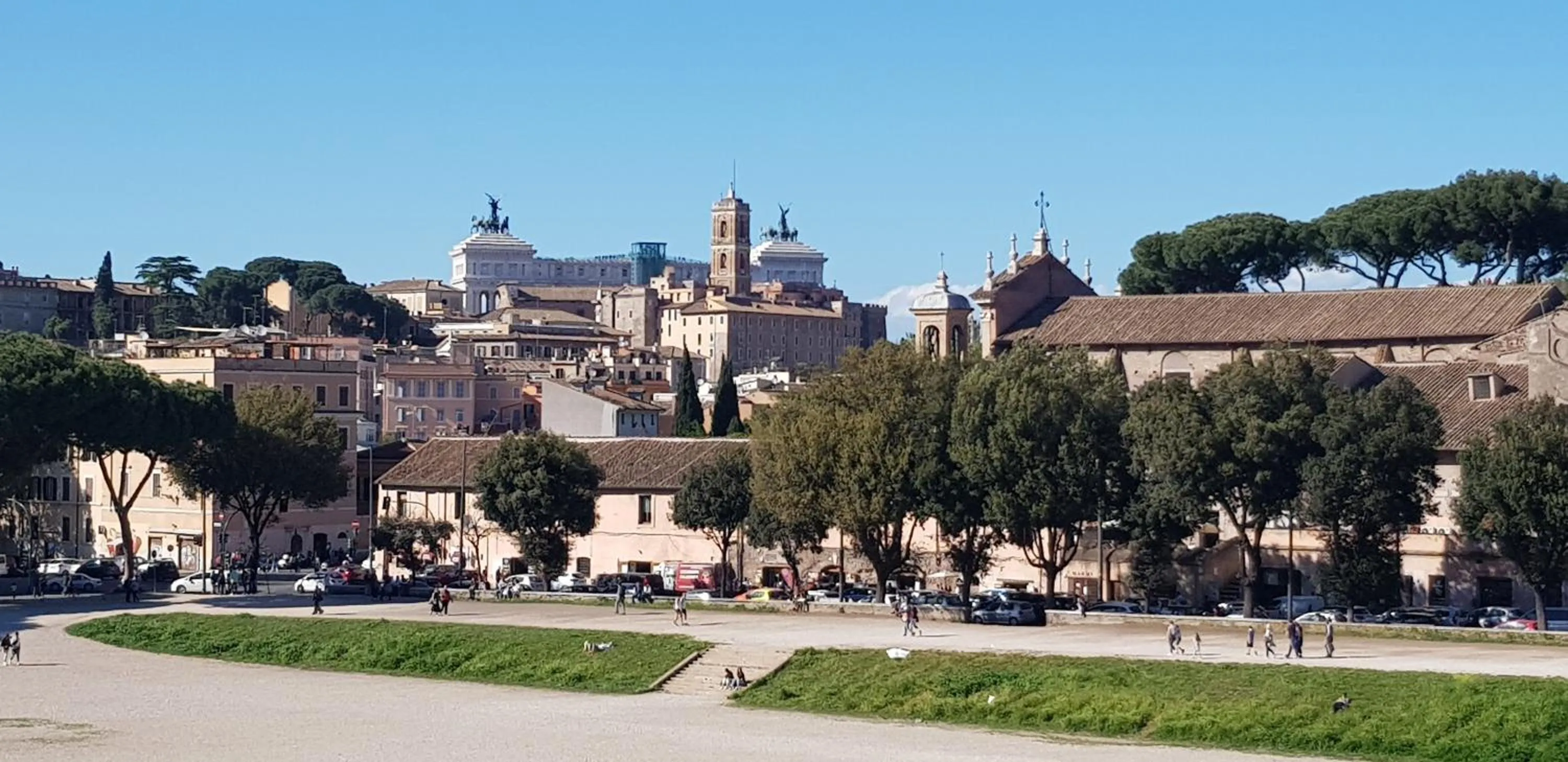 Nearby landmark in Mia Suites