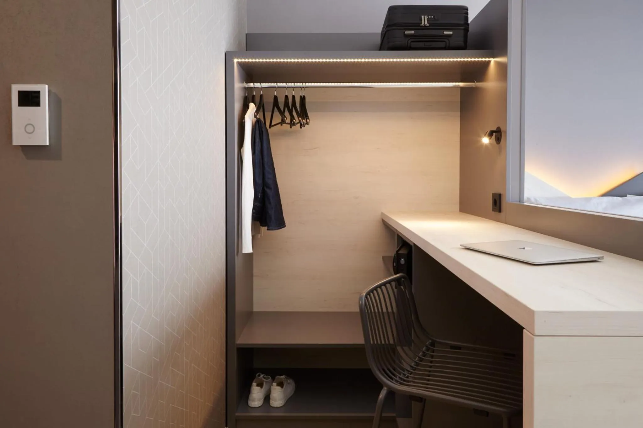 Photo of the whole room in acora Dusseldorf Airport