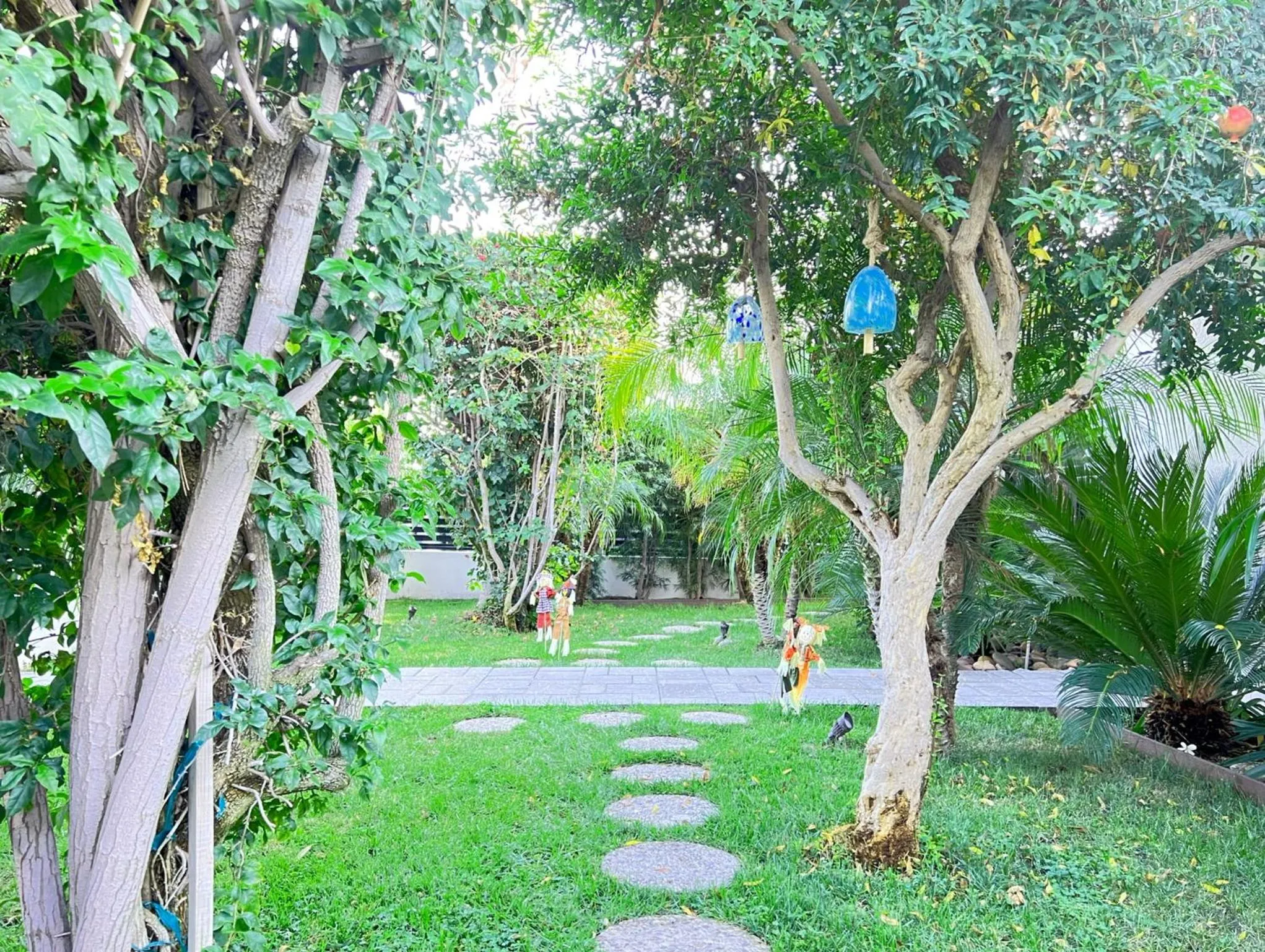 Garden in NoHo Luxury Oasis I saltwater pool-spa I sleeps up to 8 I 15 mins from Hollywood