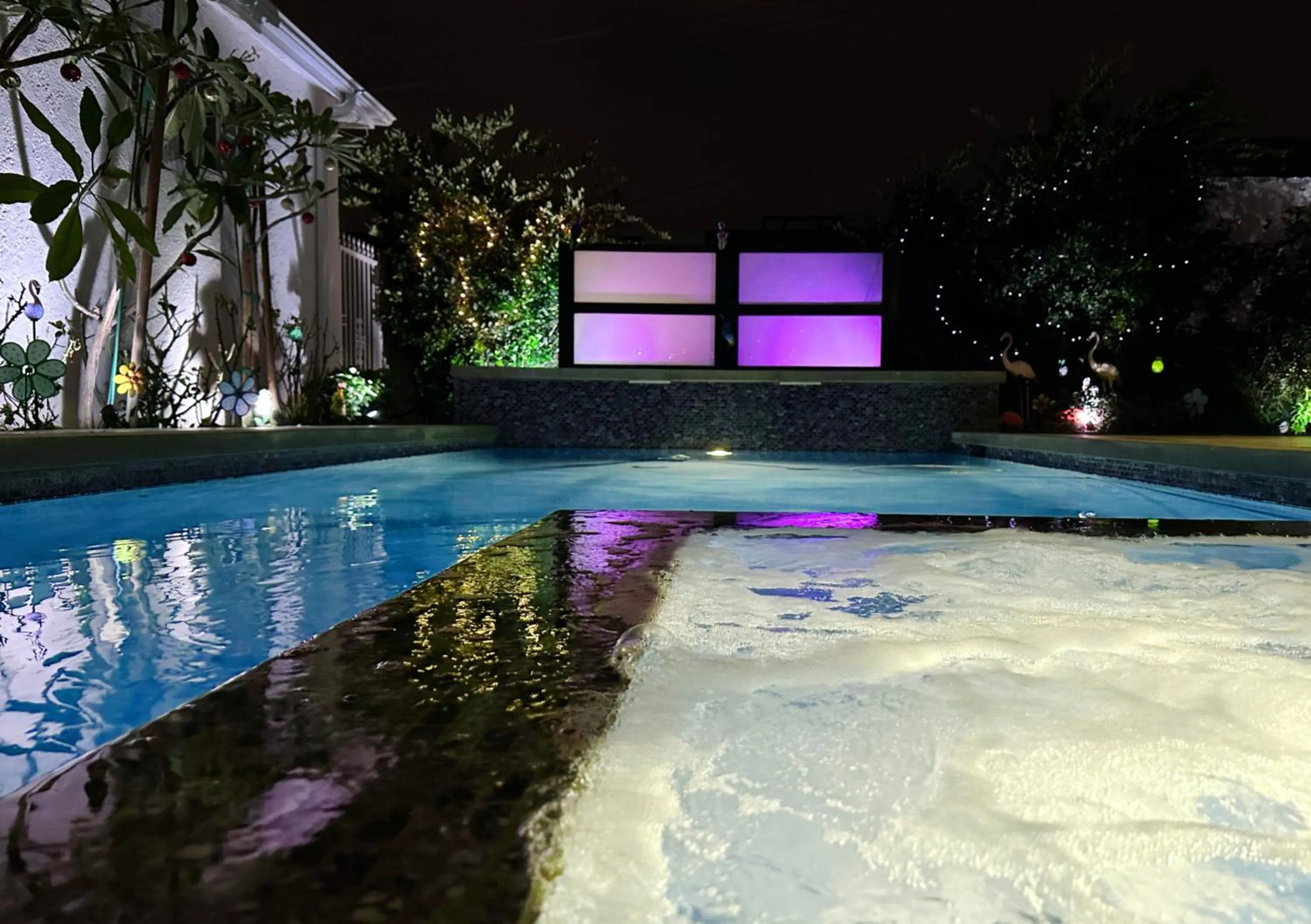 Night in NoHo Luxury Oasis I saltwater pool-spa I sleeps up to 8 I 15 mins from Hollywood