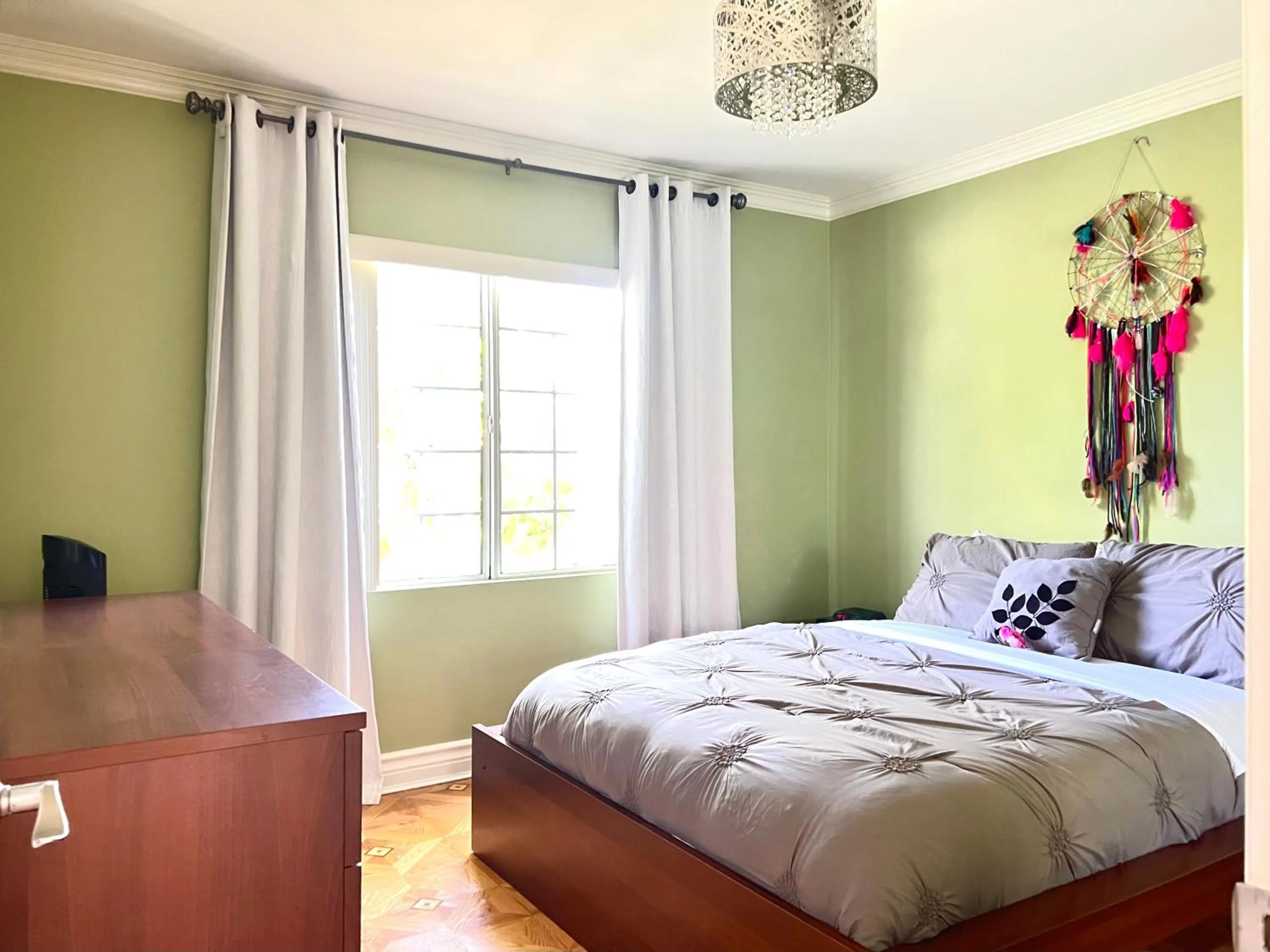 Bed in NoHo Luxury Oasis I saltwater pool-spa I sleeps up to 8 I 15 mins from Hollywood