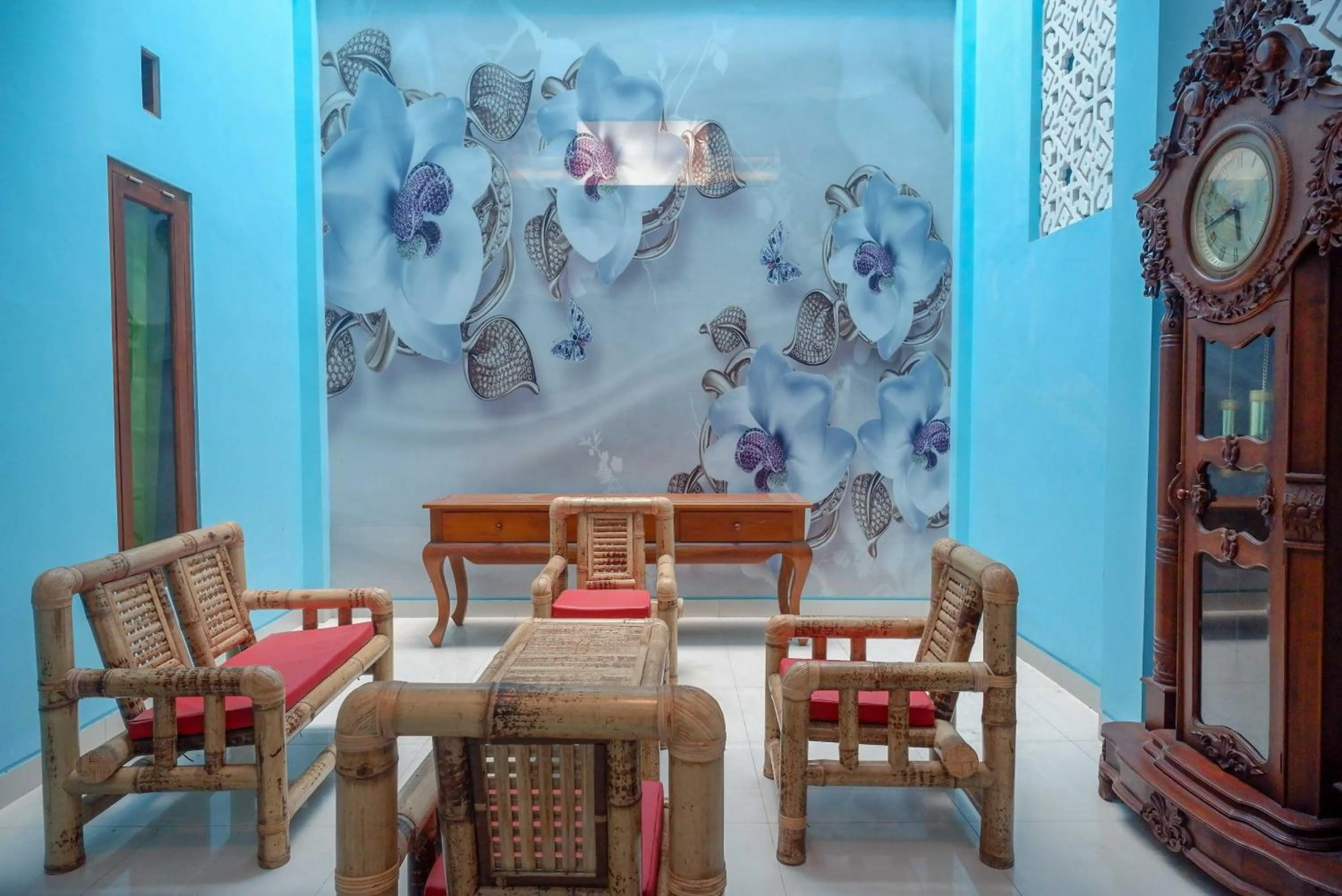 RedDoorz Syariah near Monumen Jogja Kembali