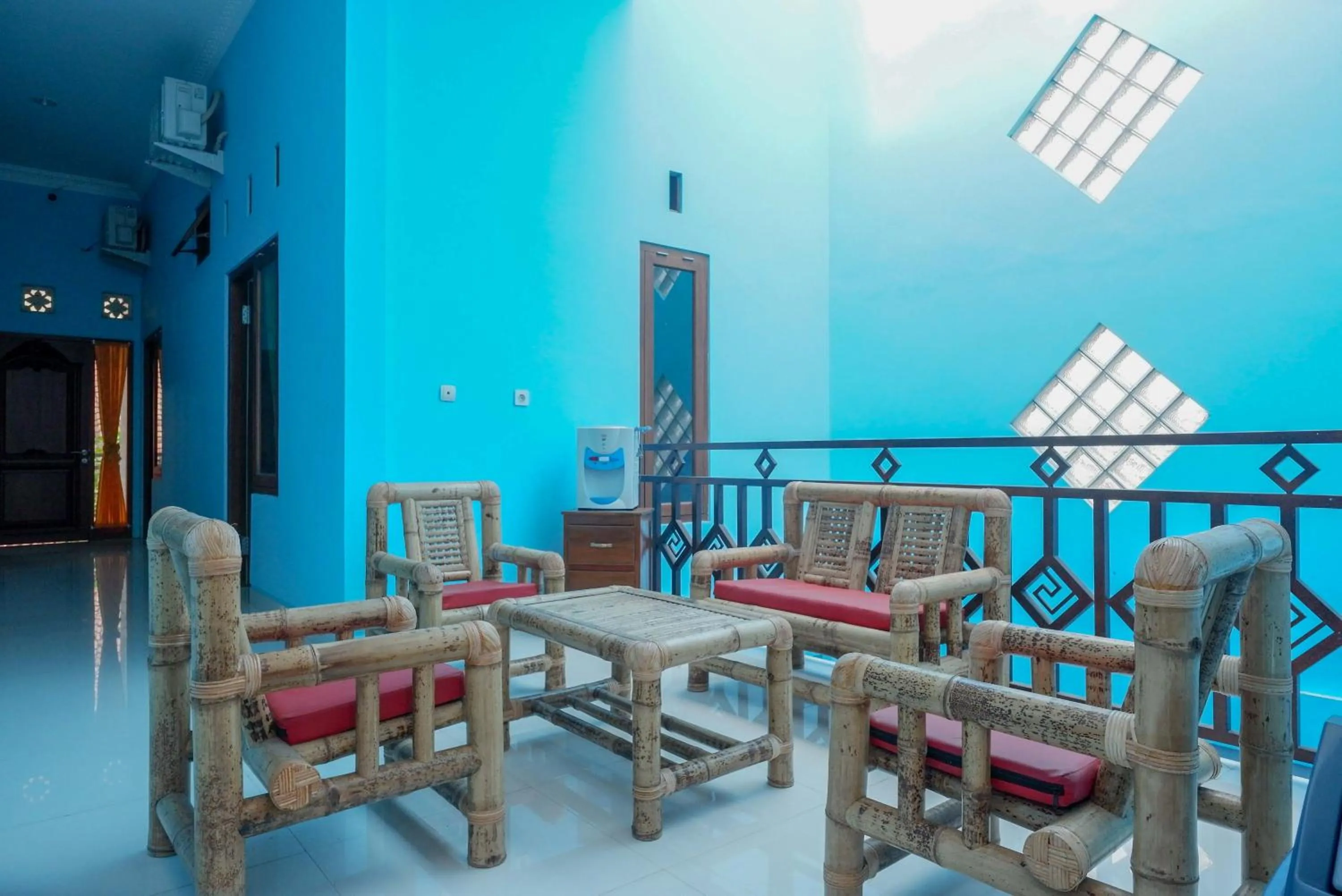 RedDoorz Syariah near Monumen Jogja Kembali