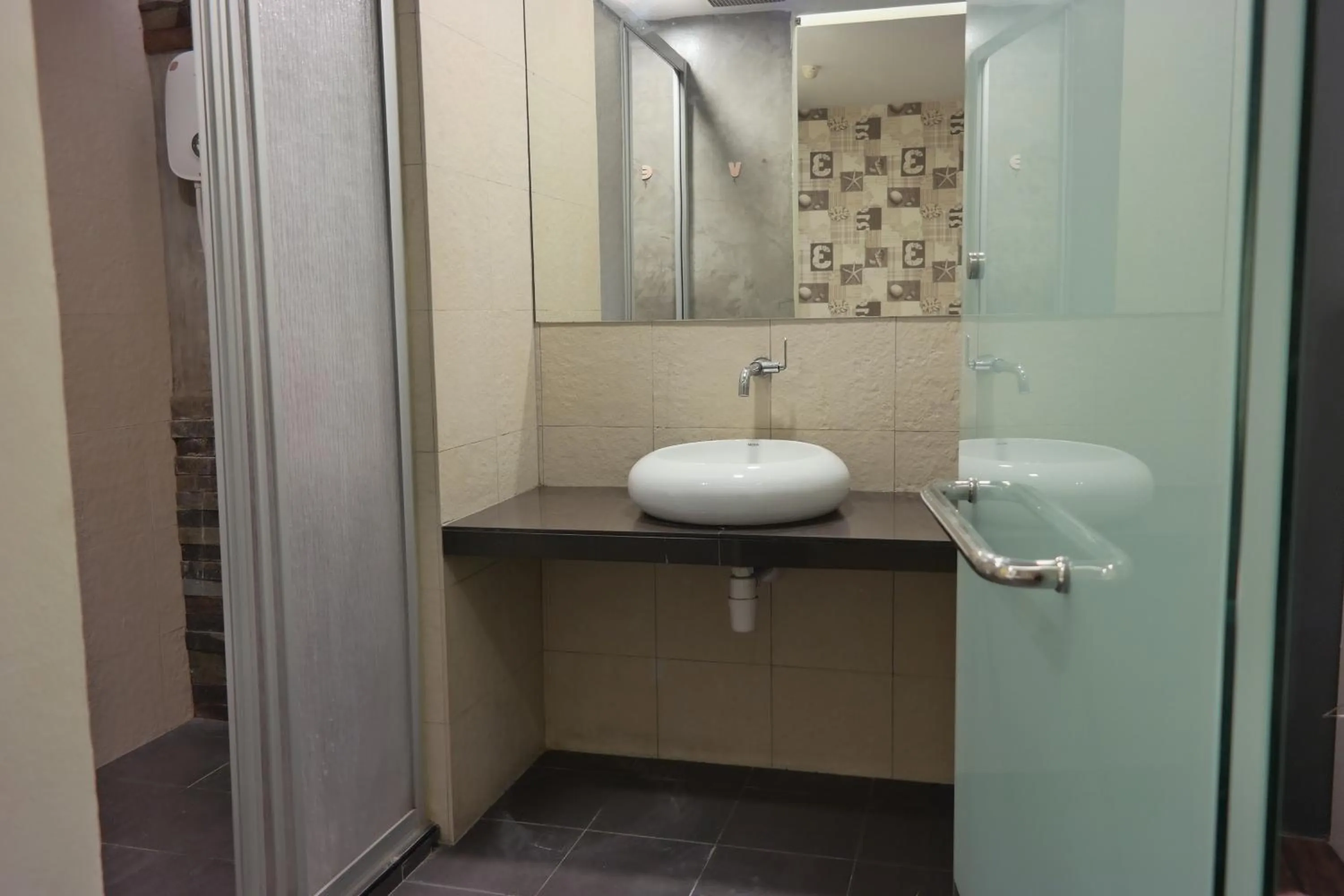 Bathroom in Summer Oscar Boutique Hotel