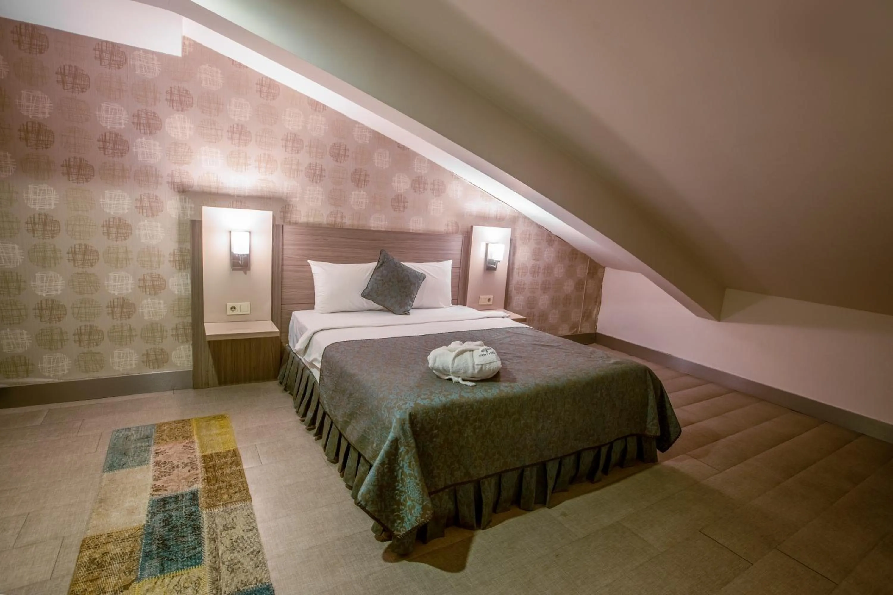 Bedroom, Bed in Sen Otel