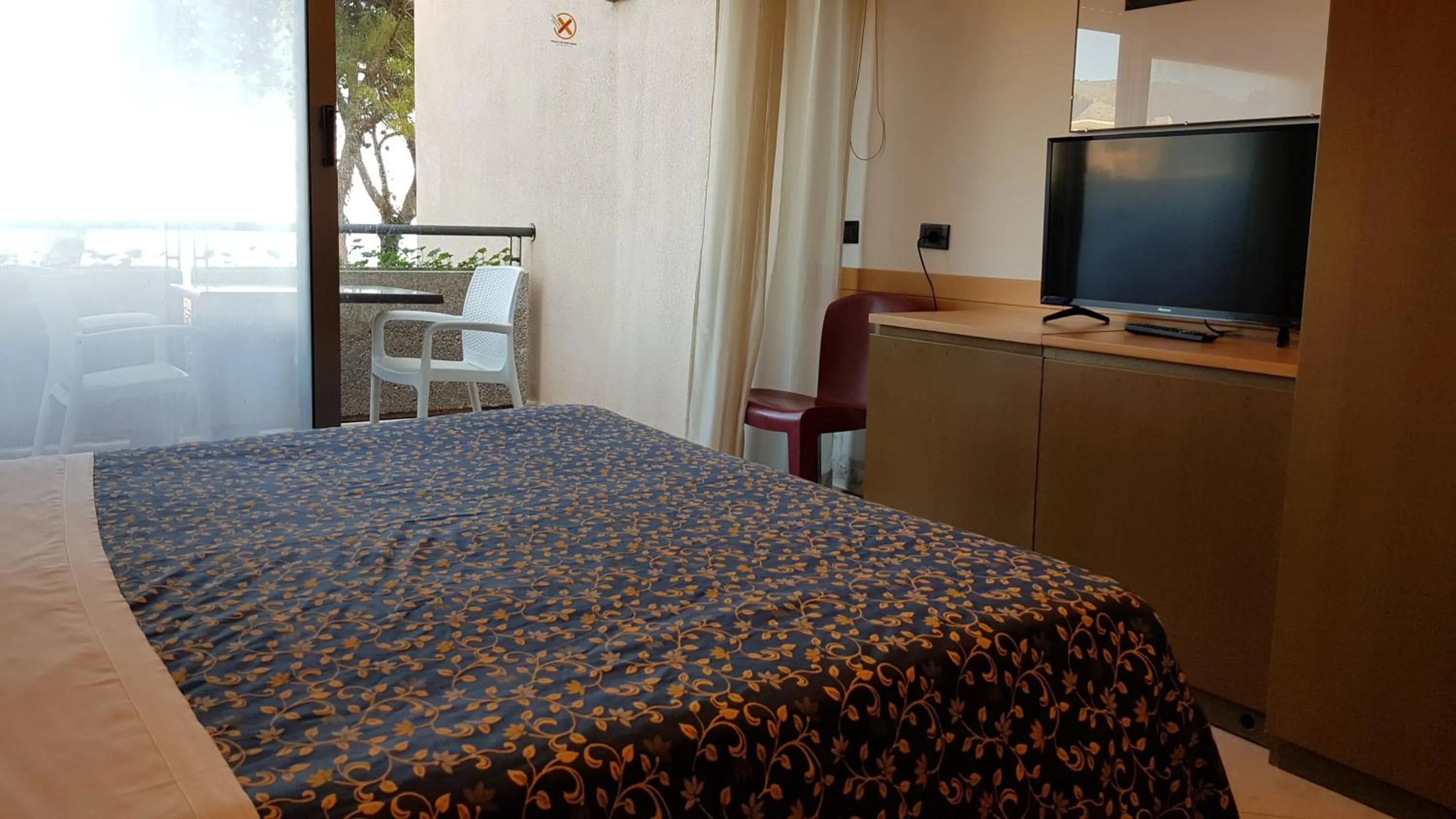 Photo of the whole room, Bed in Addaura Village e Congressi