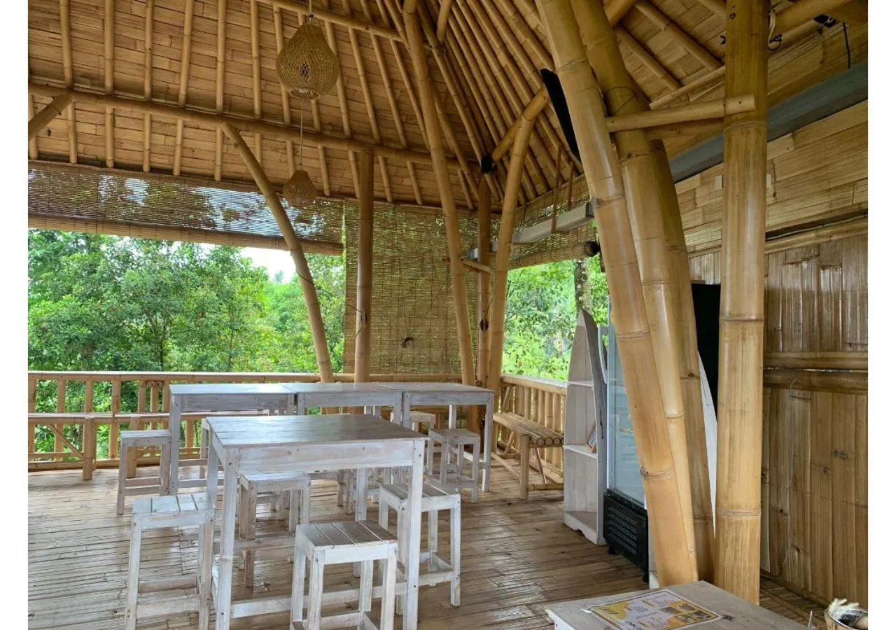 Restaurant/places to eat in Taman Asta Gangga by ecommerceloka