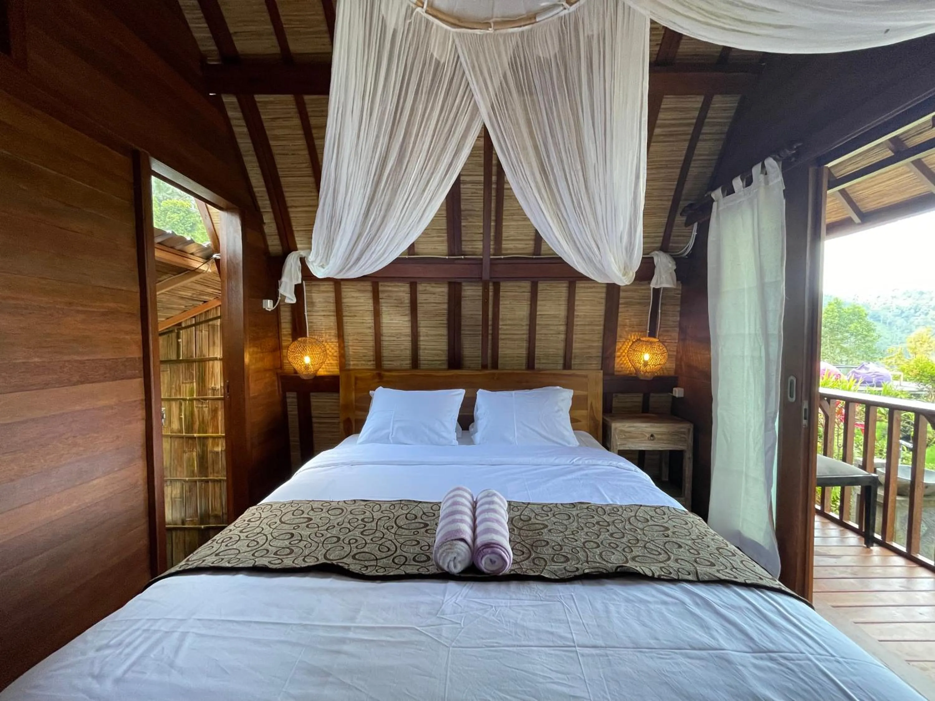 Bedroom, Bed in Taman Asta Gangga by ecommerceloka