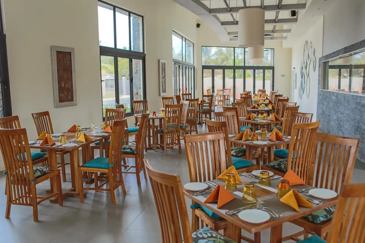 Restaurant/places to eat in Be Cosy Apart Hotel