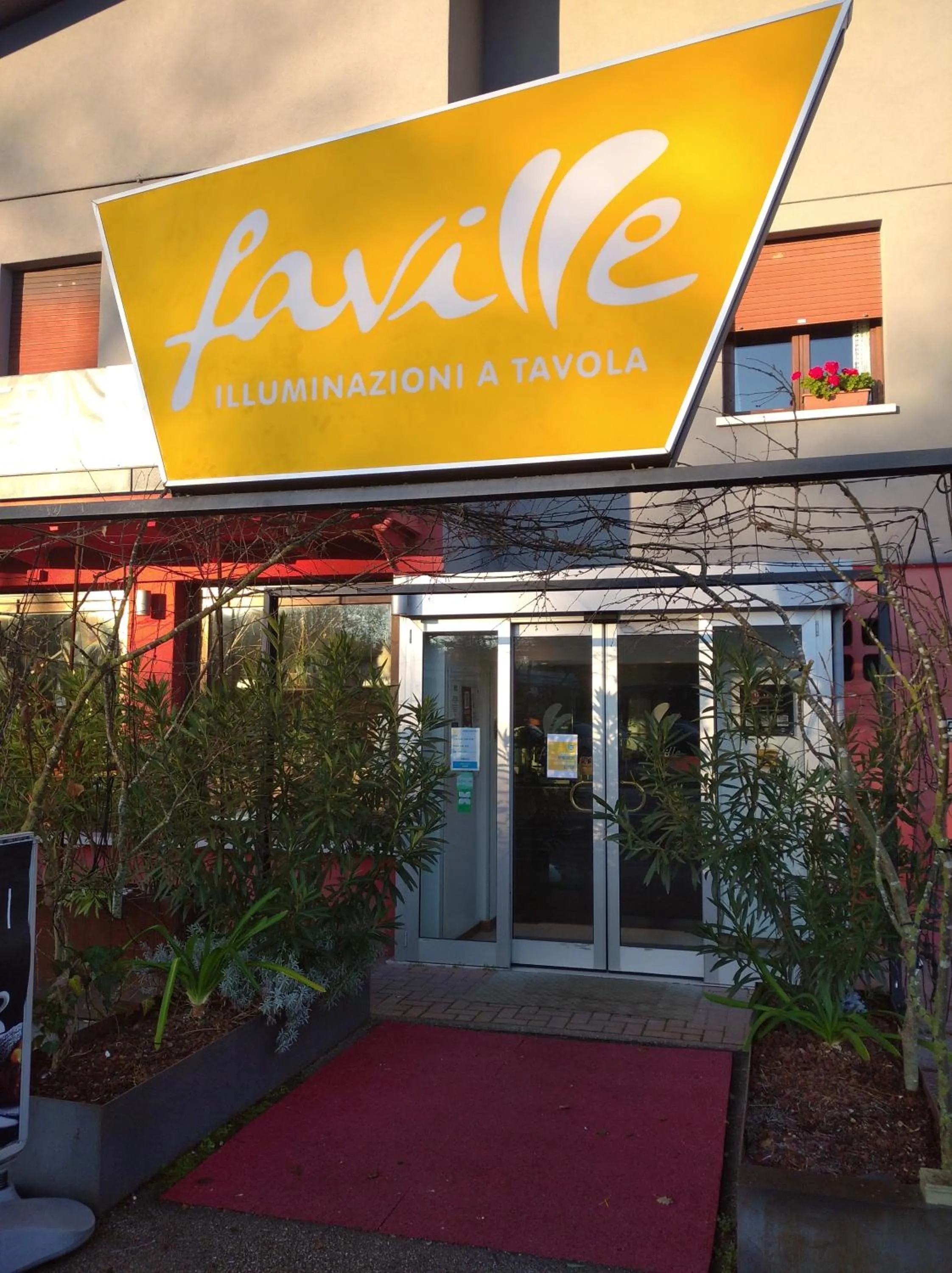 Restaurant/places to eat in HG Hotel Due Ragni