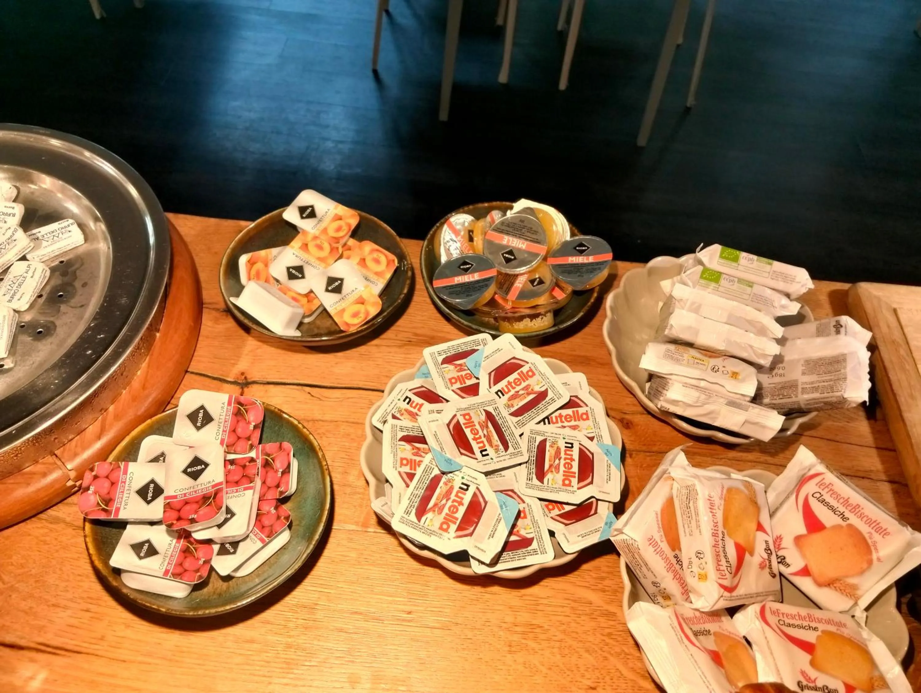 Food and drinks in HG Hotel Due Ragni