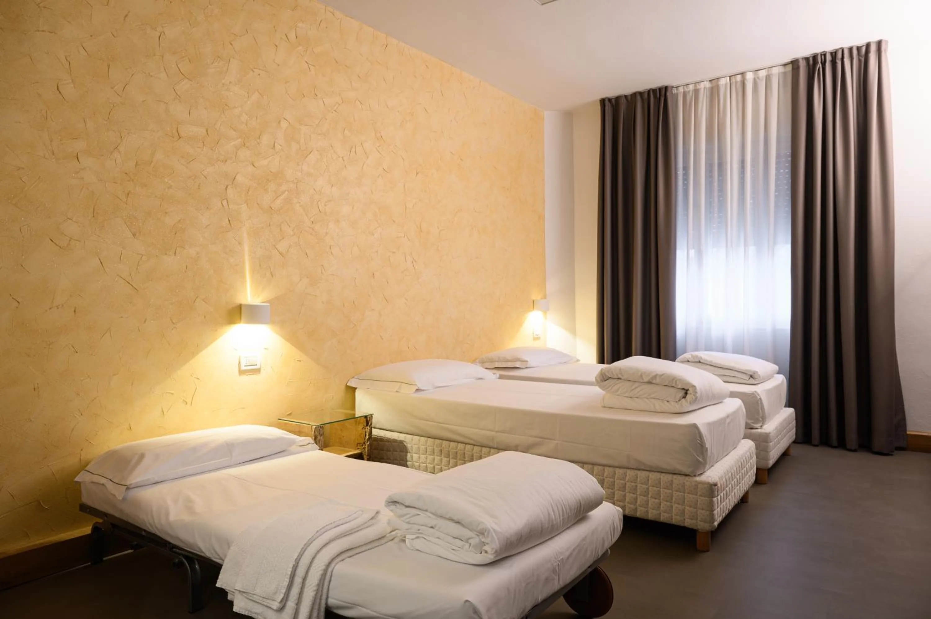 Bedroom, Bed in HG Hotel Due Ragni