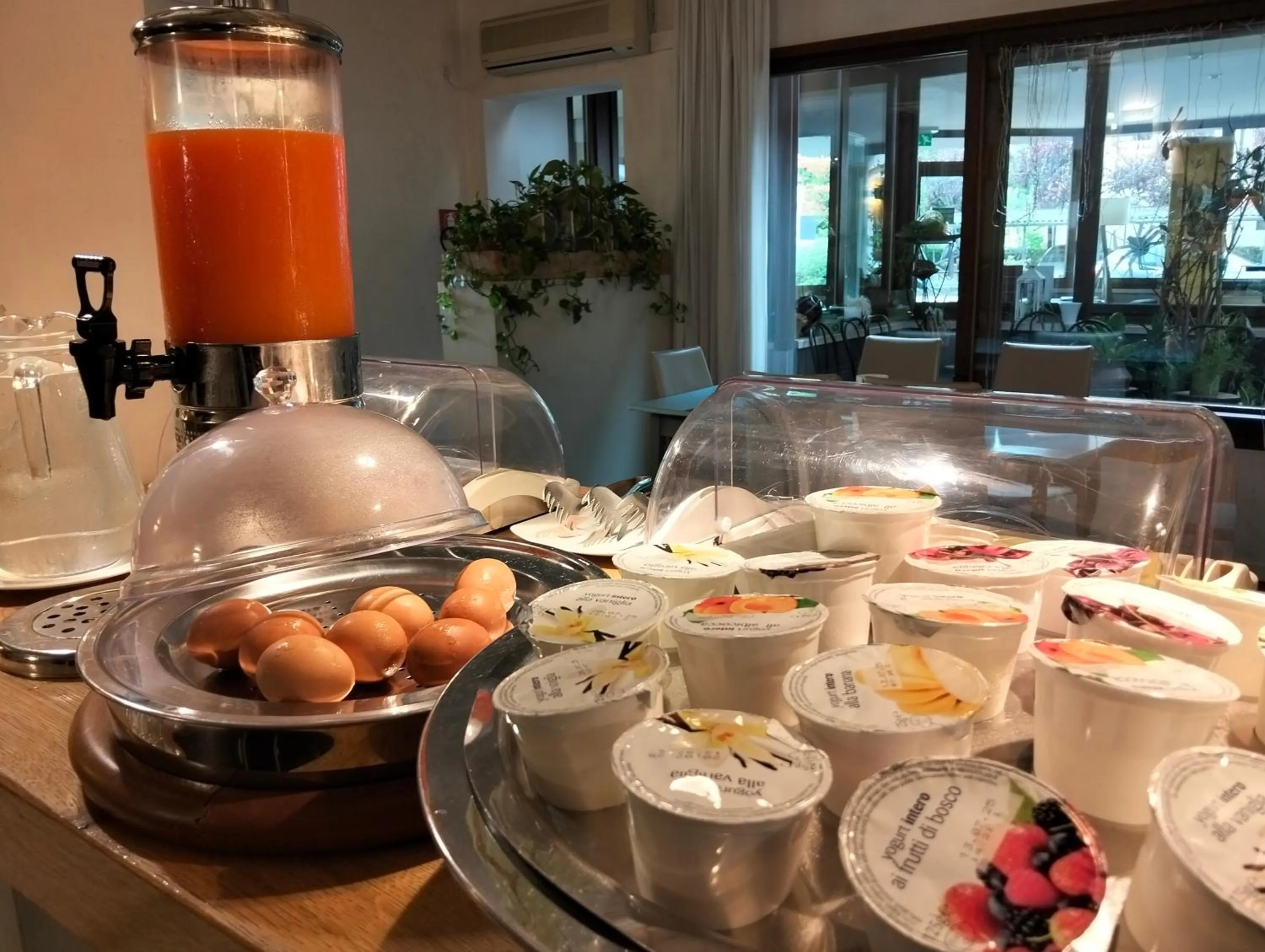 Breakfast in HG Hotel Due Ragni
