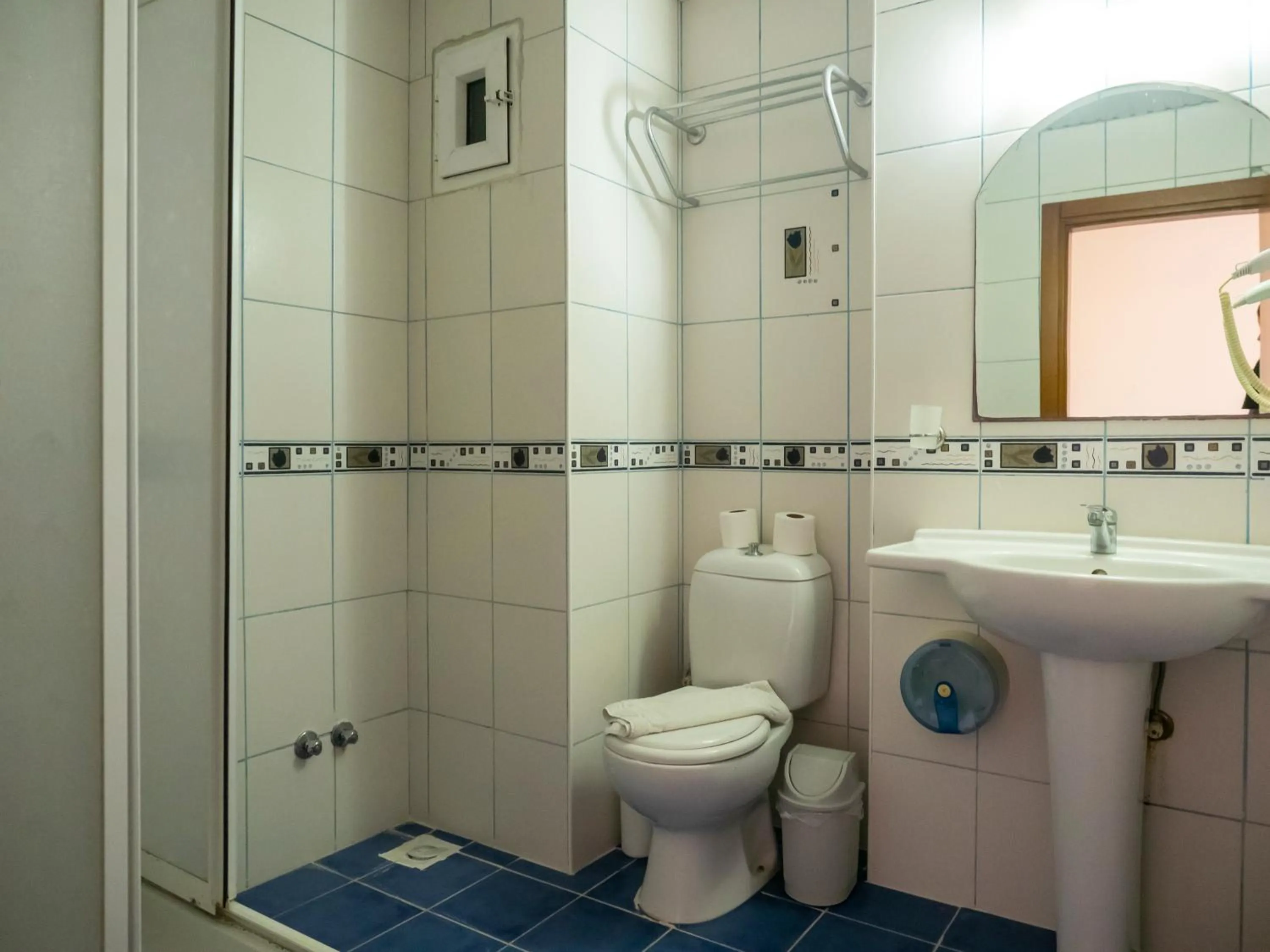 Toilet in Tal Beach Hotel