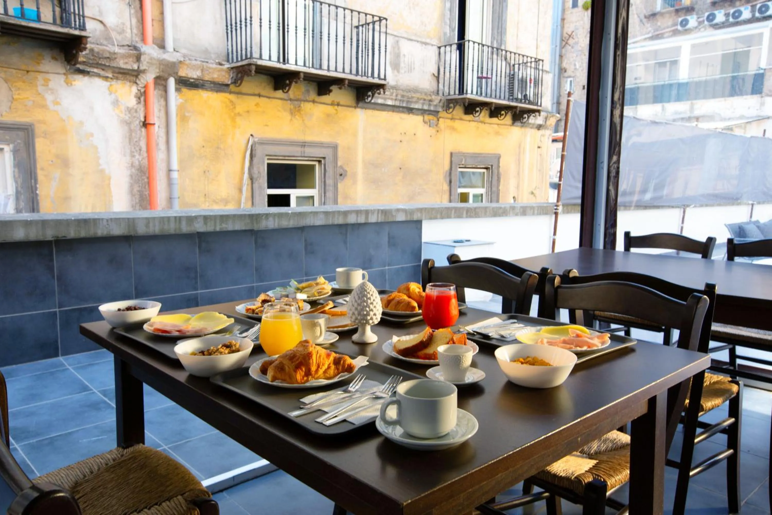 Balcony/Terrace in ROYAL ROOMS STATION NAPOLI