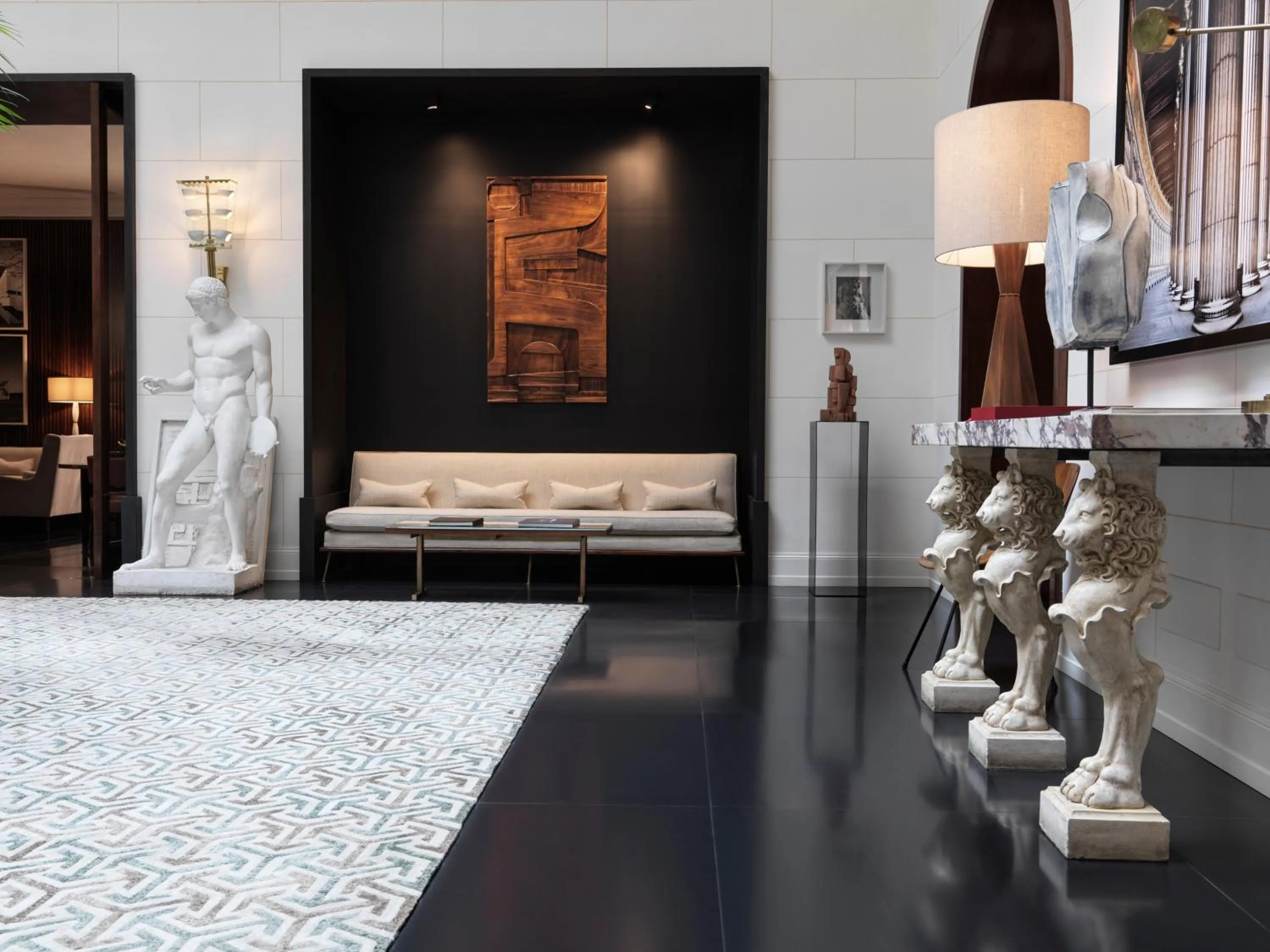 Living room, Bed in J.K. Place Roma - The Leading Hotels of the World