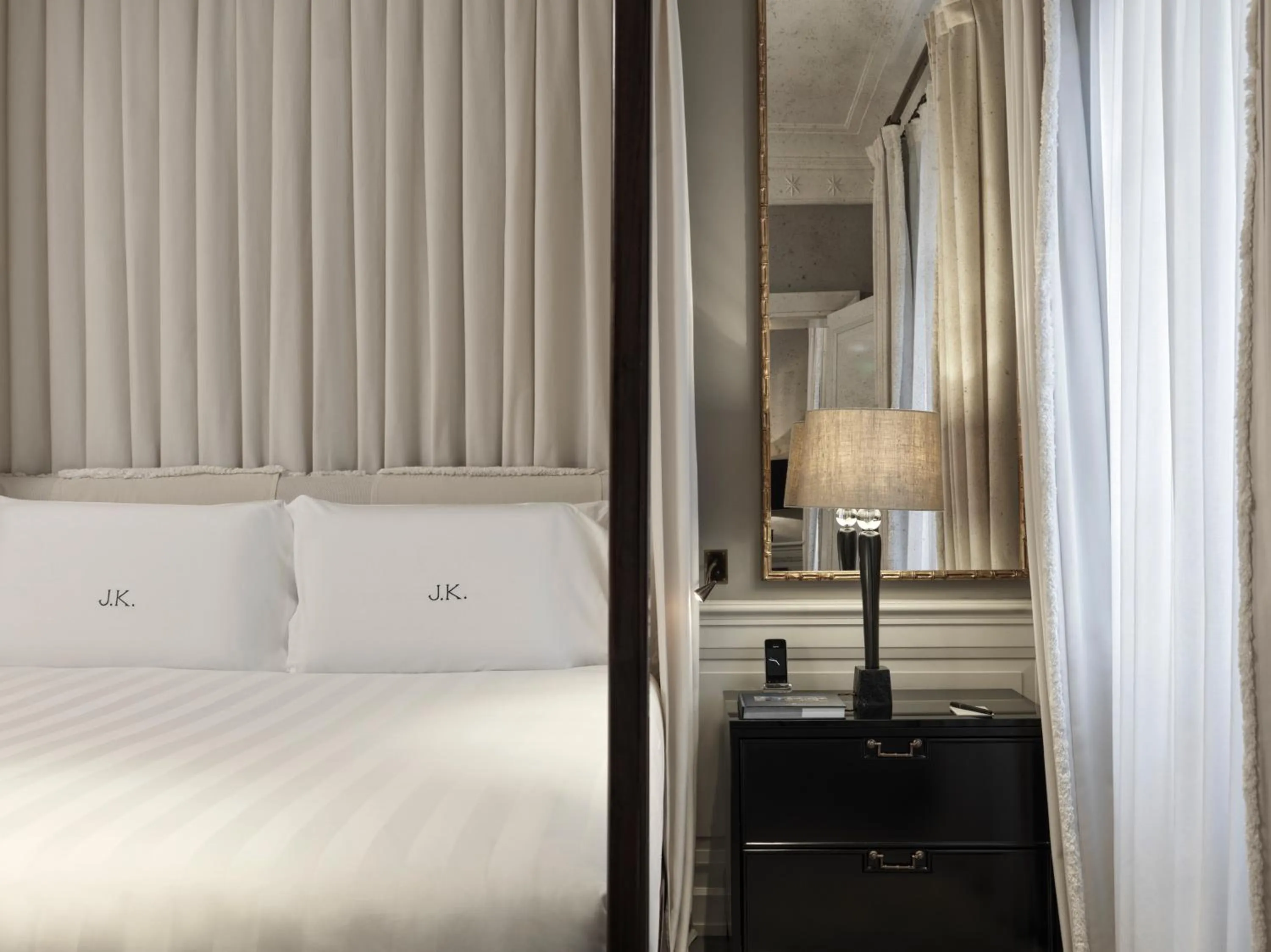 Bedroom, Bed in J.K. Place Roma - The Leading Hotels of the World