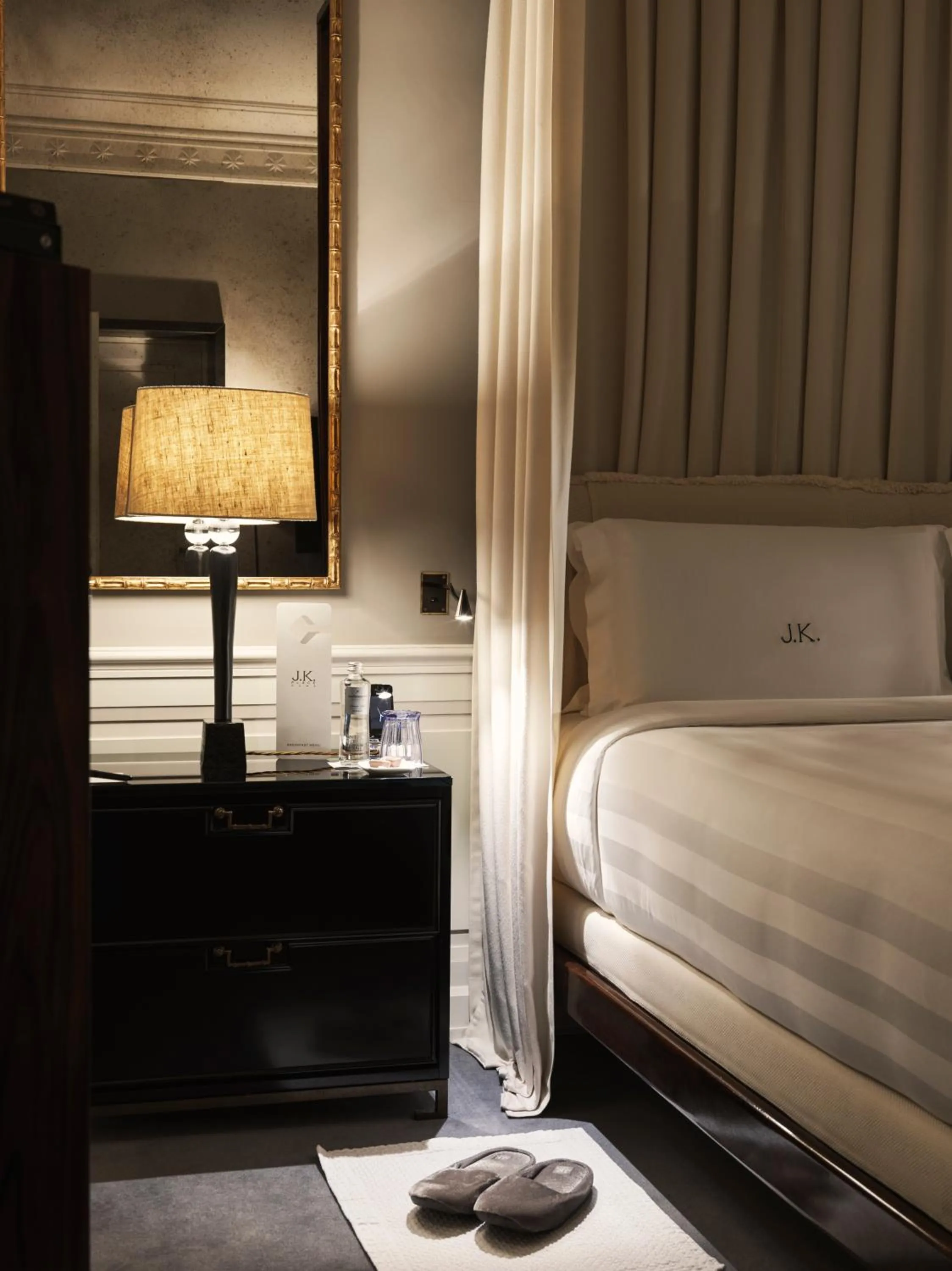 Bedroom, Bed in J.K. Place Roma - The Leading Hotels of the World