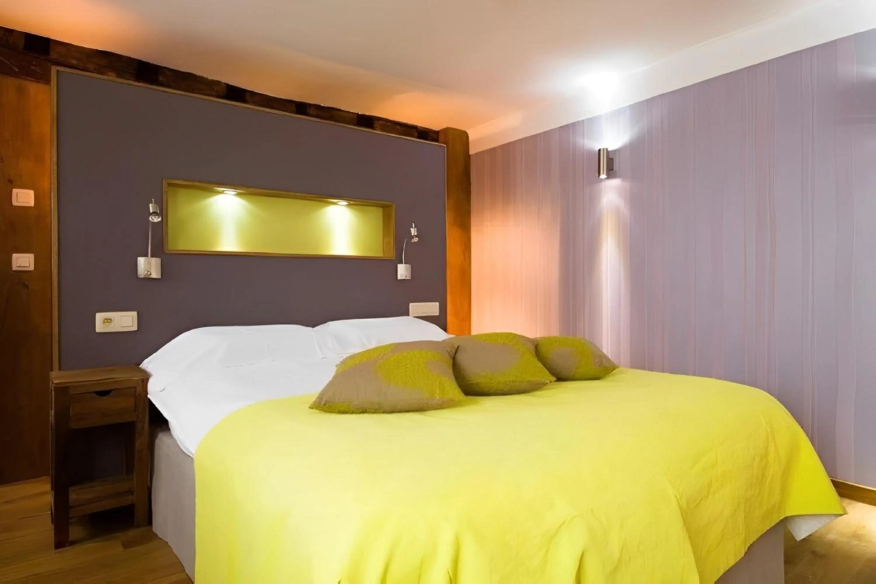 Bed in La Fontaine du Sabotier