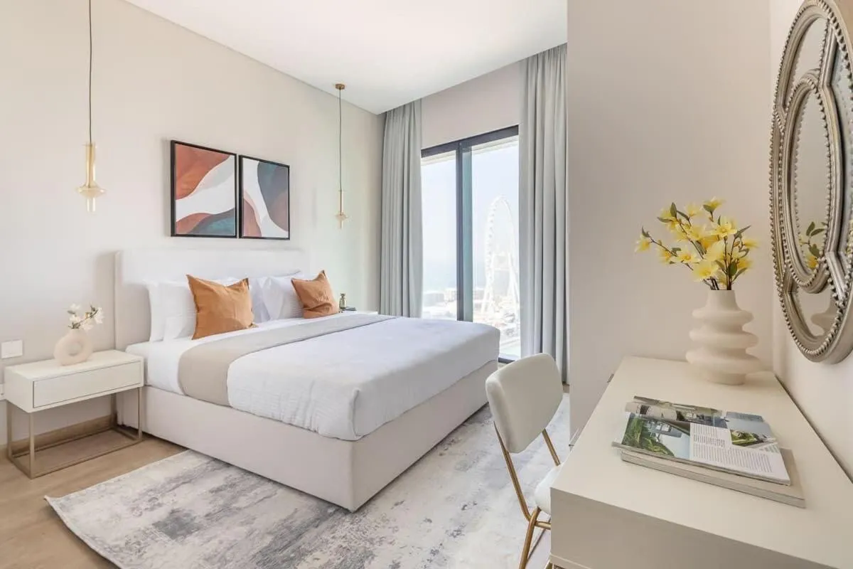 Bed in Frank Porter - The Address JBR