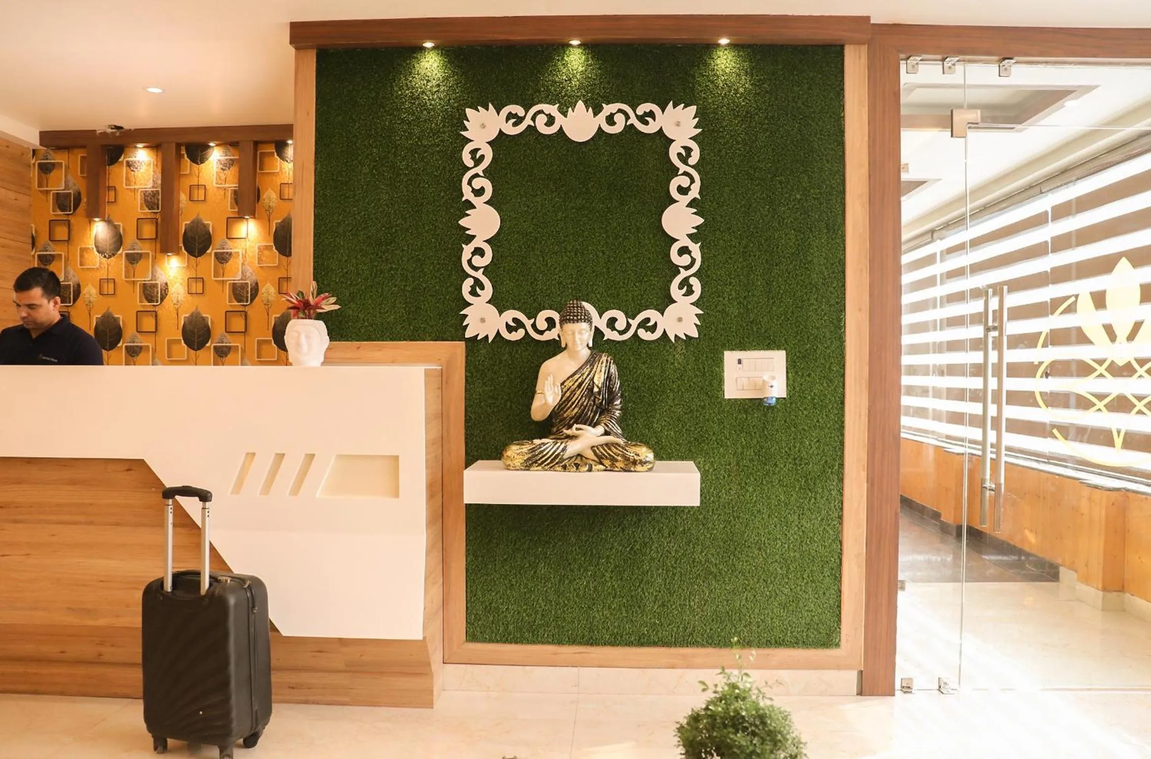 Lobby or reception in Hotel Royal Palm Dehradun