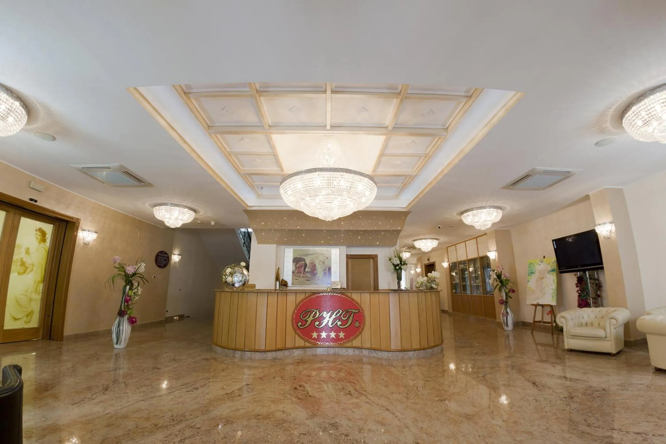 Lobby or reception in Park Hotel Tyrrenian