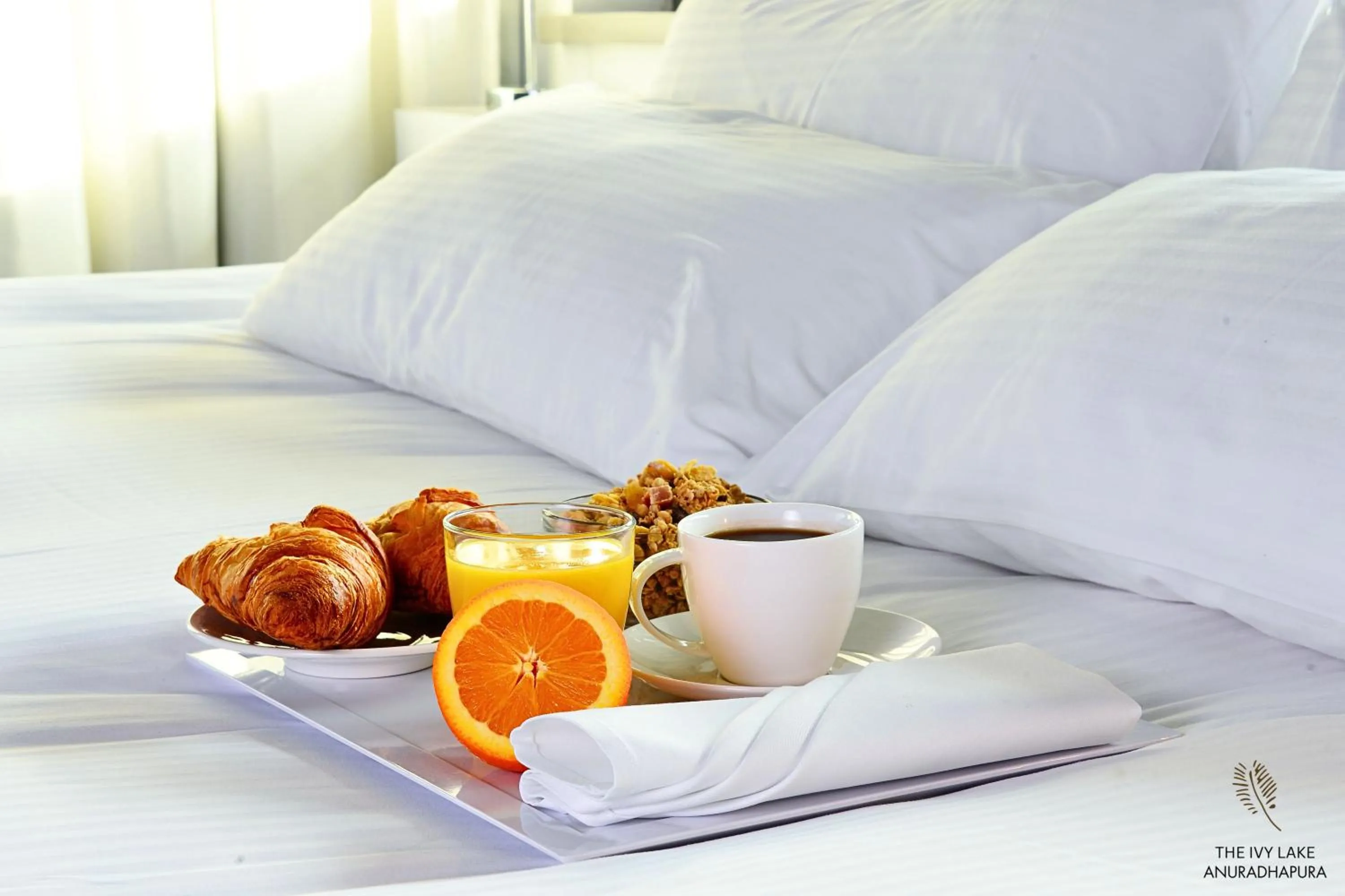 Bedroom, Bed in The Ivy Lake