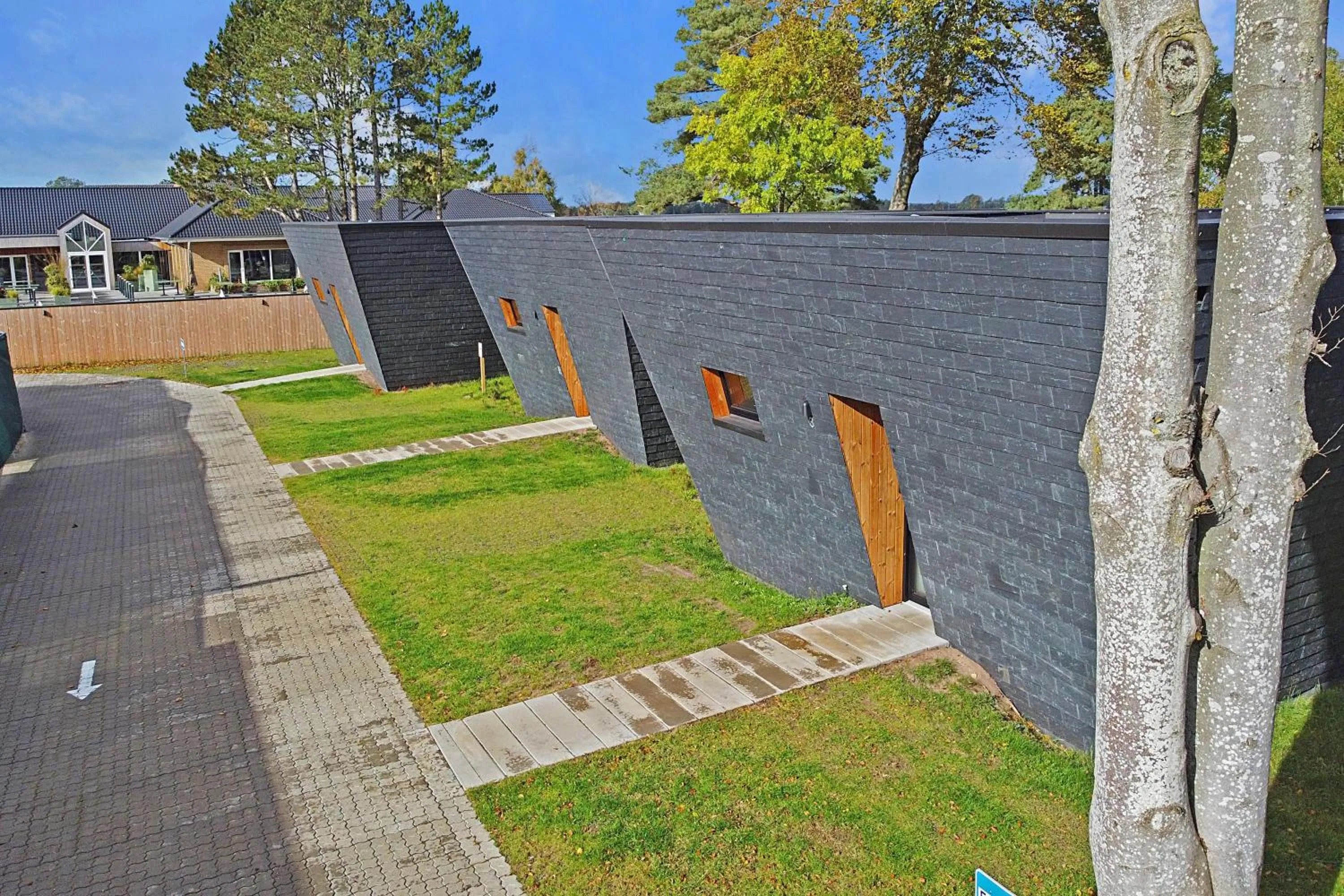 Facade/entrance in SØGAARDEN - Hotel & SøCamp