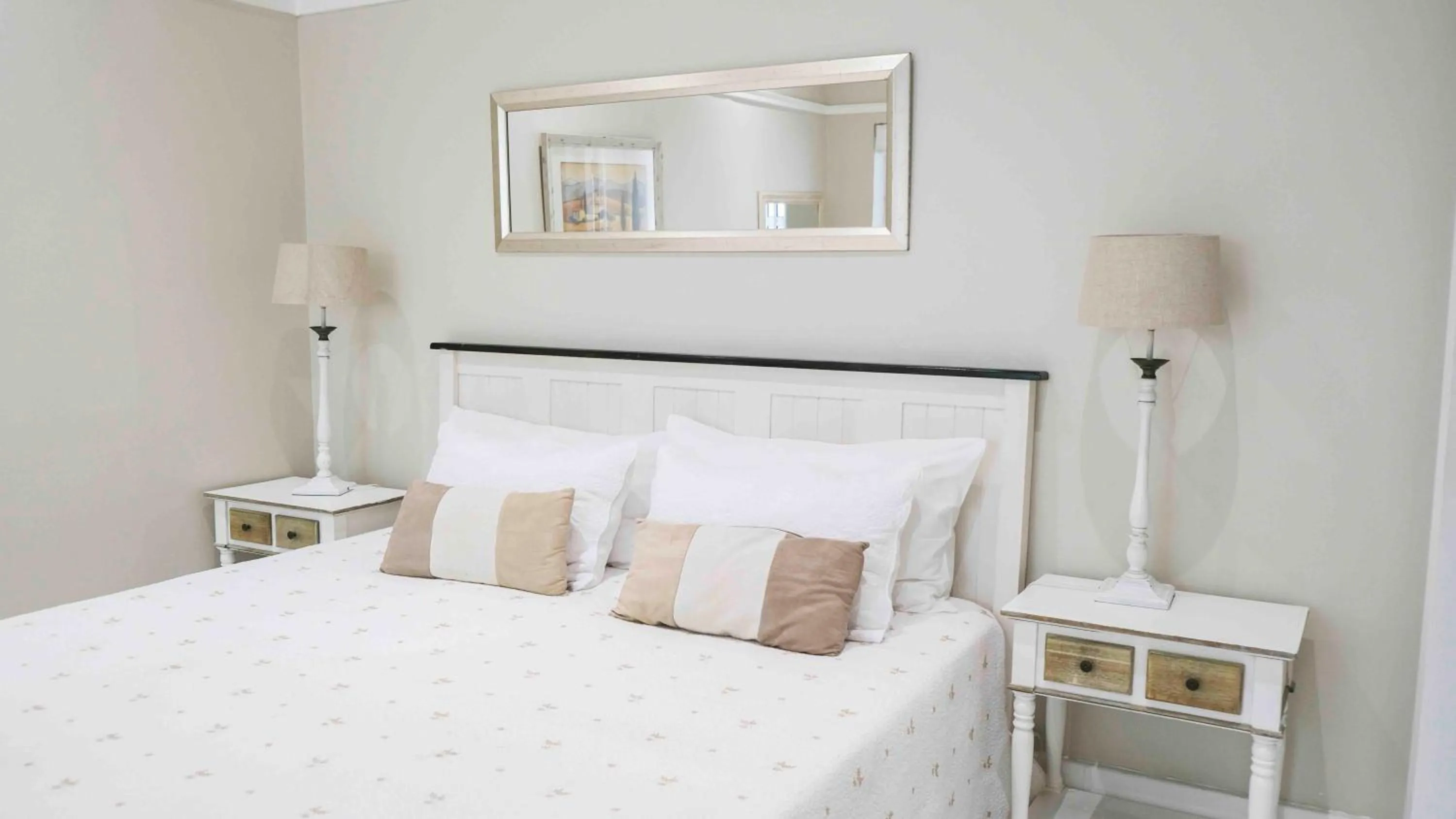 Bed in Conifer Beach House