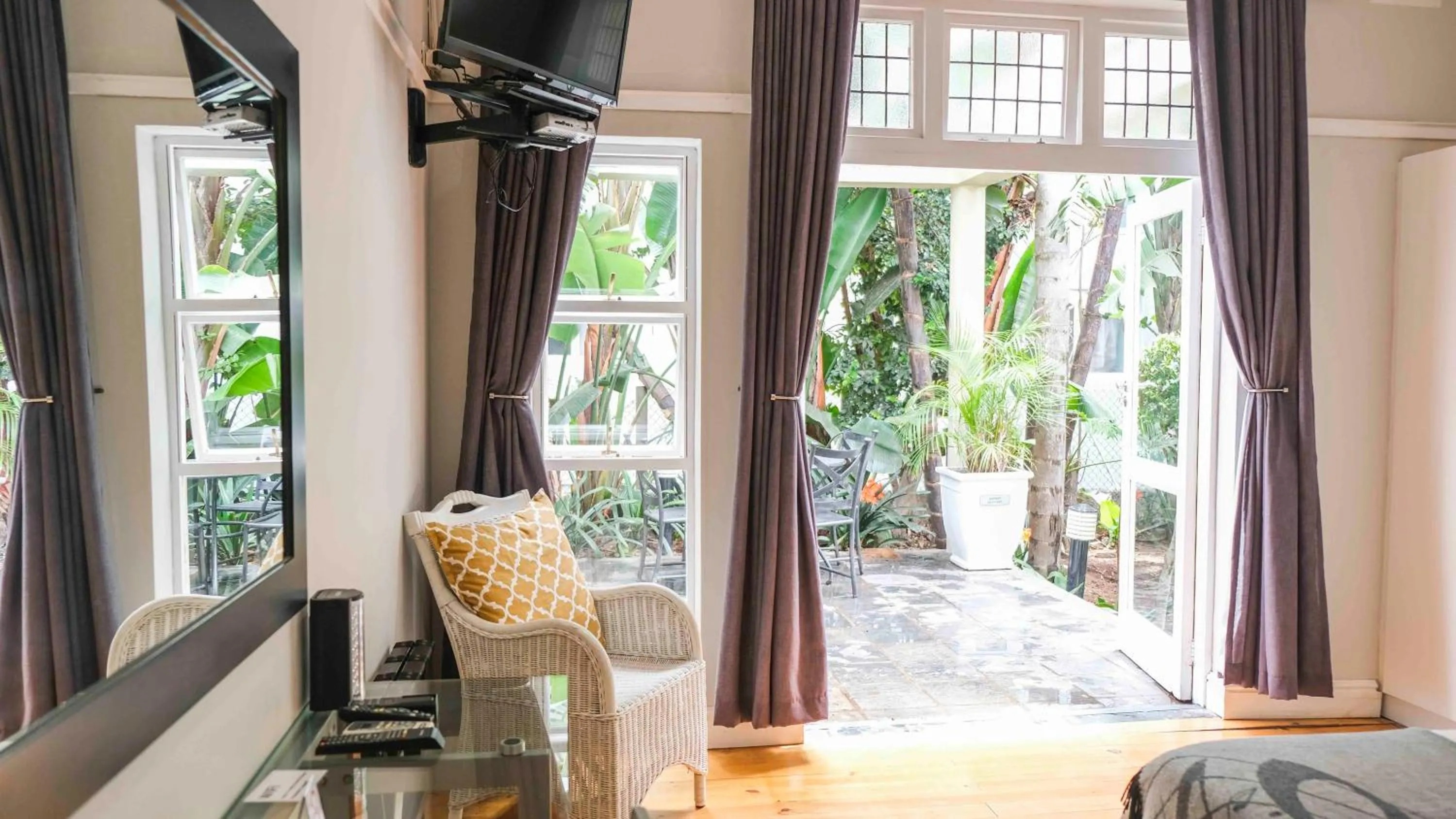 Patio in Conifer Beach House