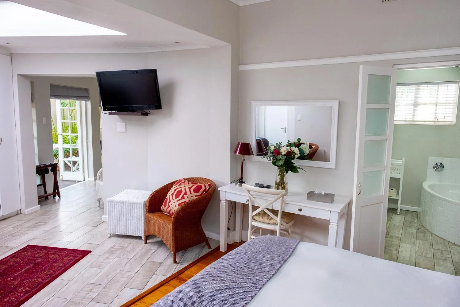 Bed in Conifer Beach House