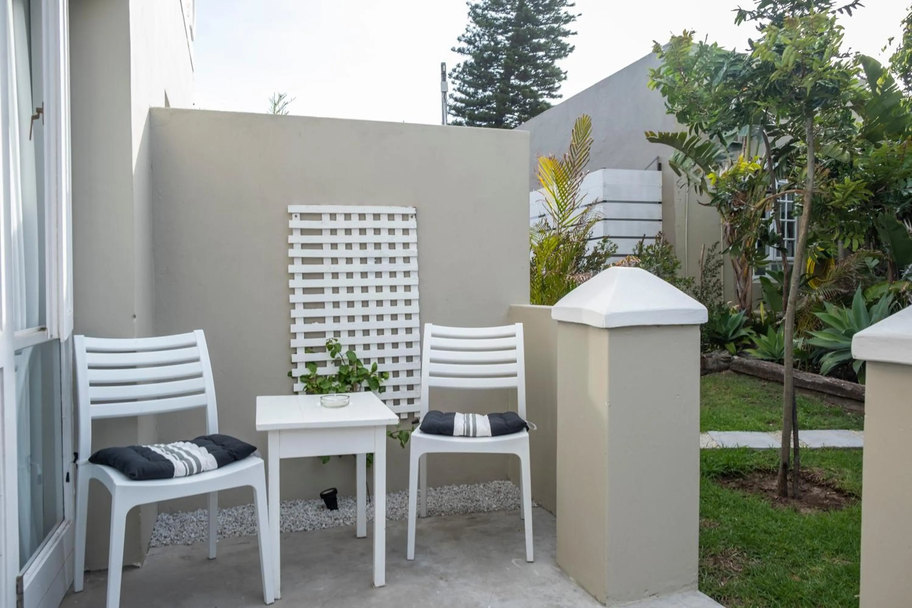 Patio in Conifer Beach House