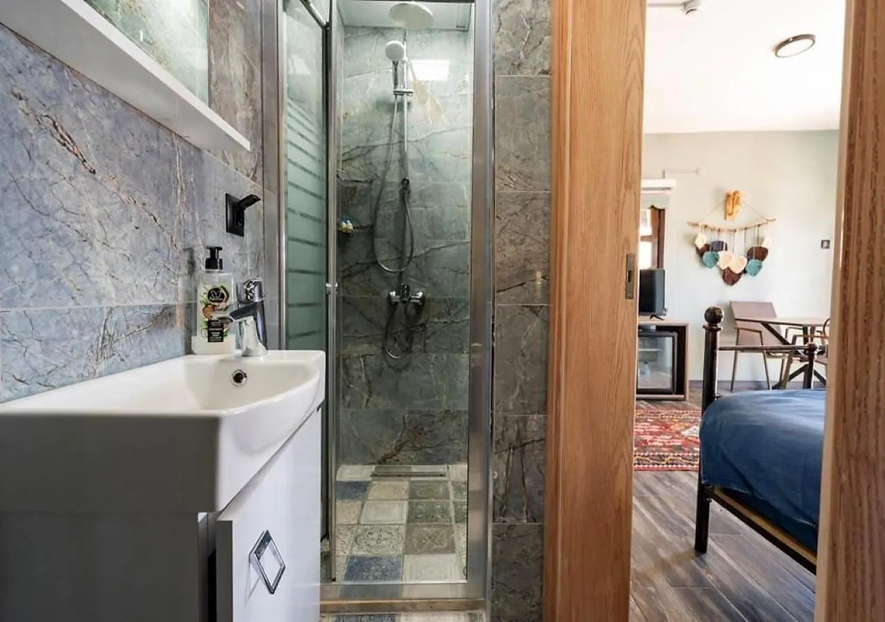 Bathroom in Liman Deluxe Hotel