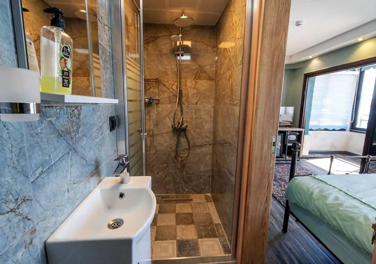 Bathroom in Liman Deluxe Hotel