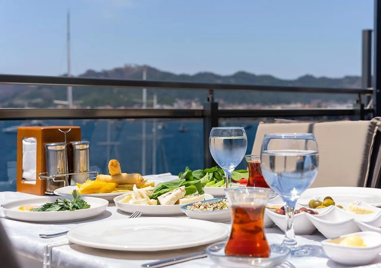 Breakfast in Liman Deluxe Hotel