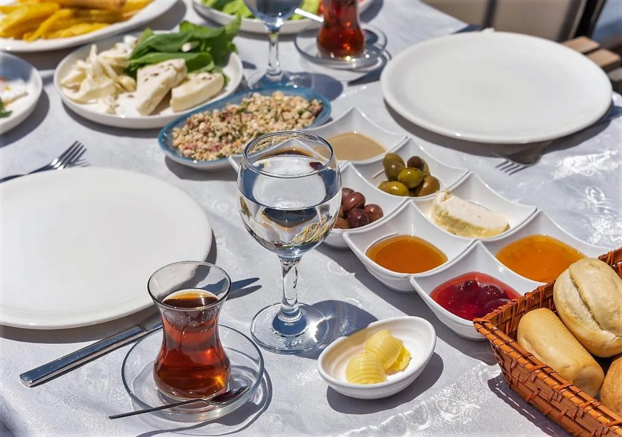 Breakfast in Liman Deluxe Hotel
