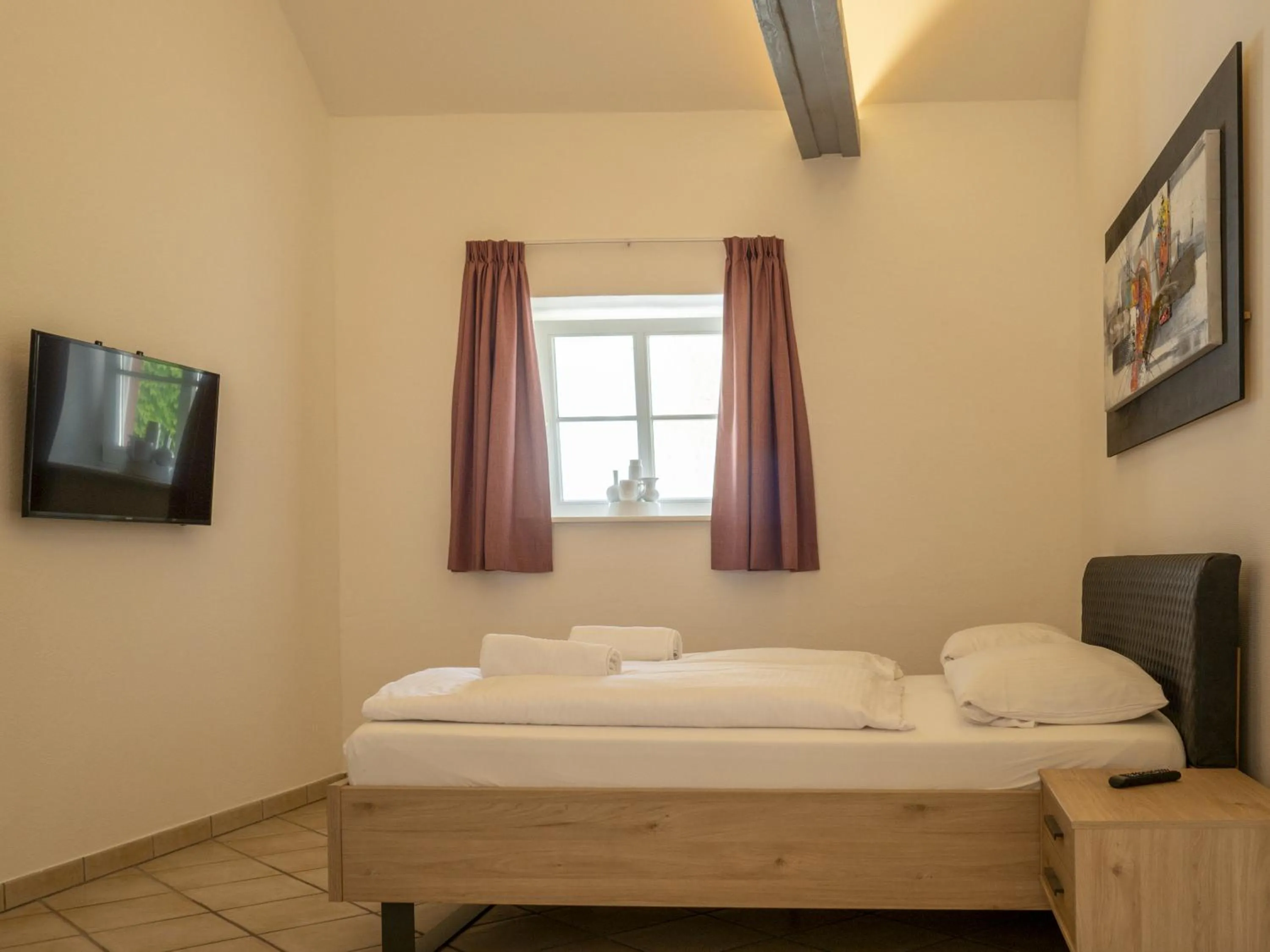 TV and multimedia, Bed in Hotel Lekker