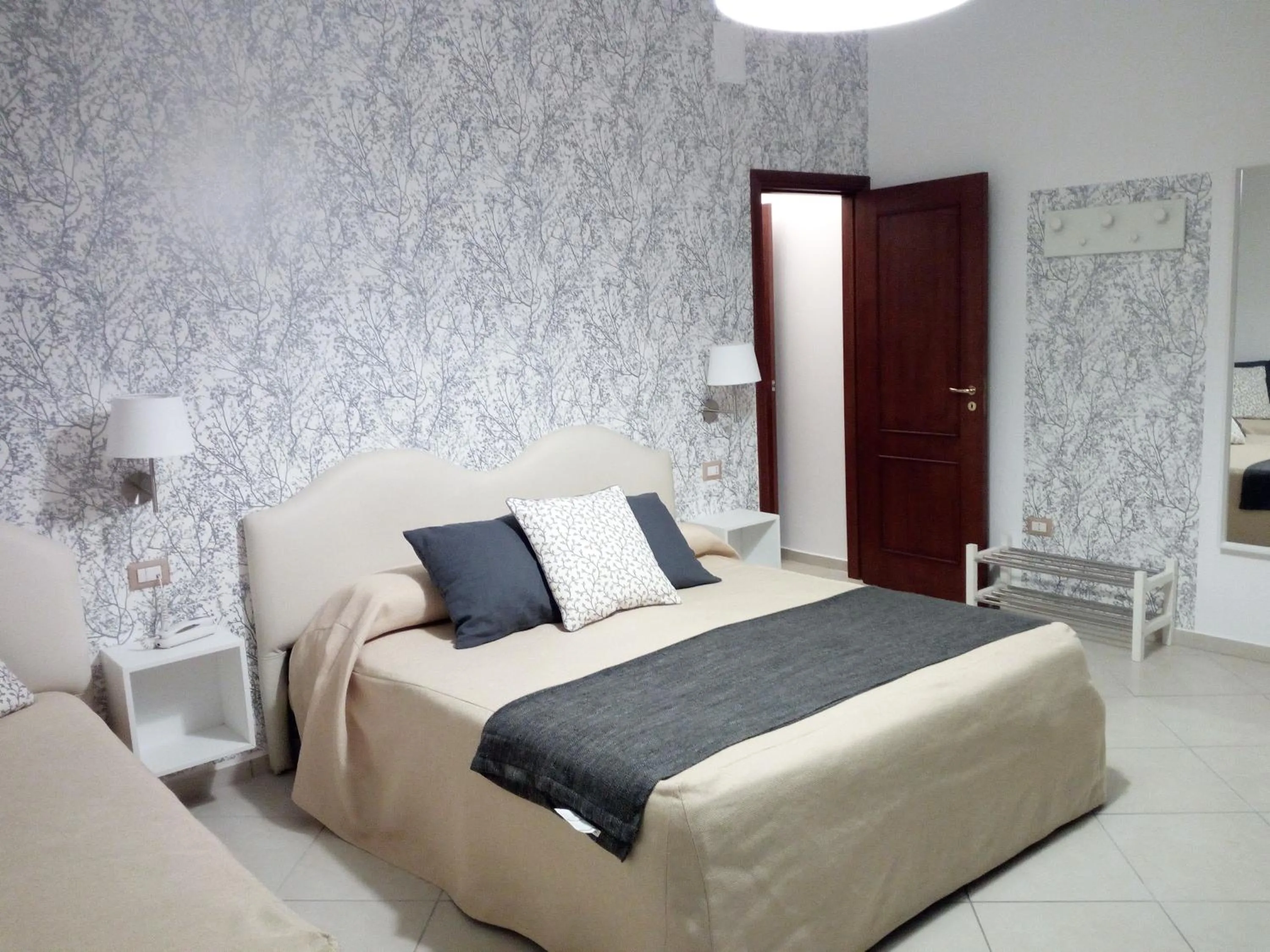 Photo of the whole room, Bed in Mini Hotel - Angolo Di Paradiso -