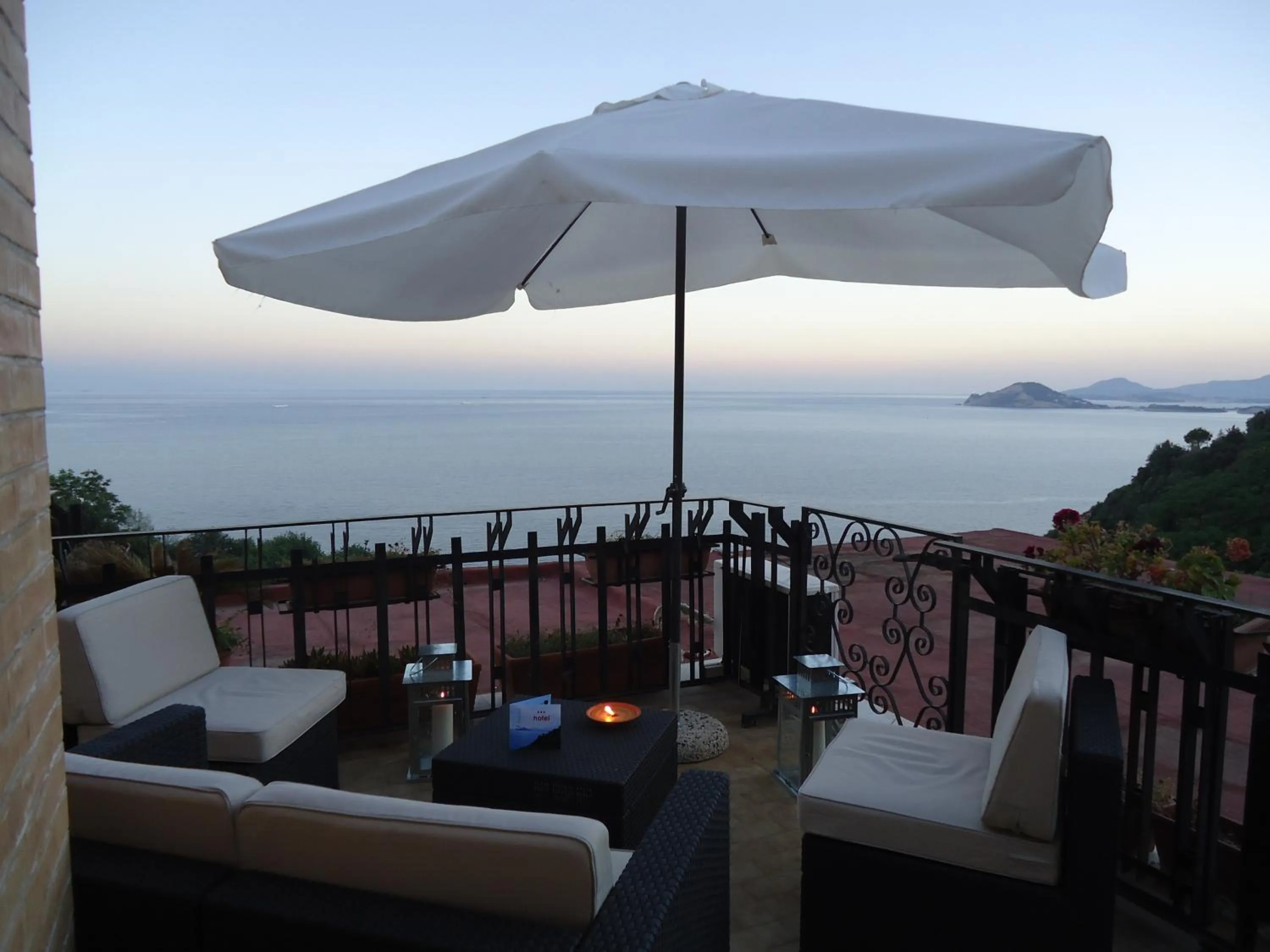 Balcony/Terrace in Mini Hotel - Angolo Di Paradiso -