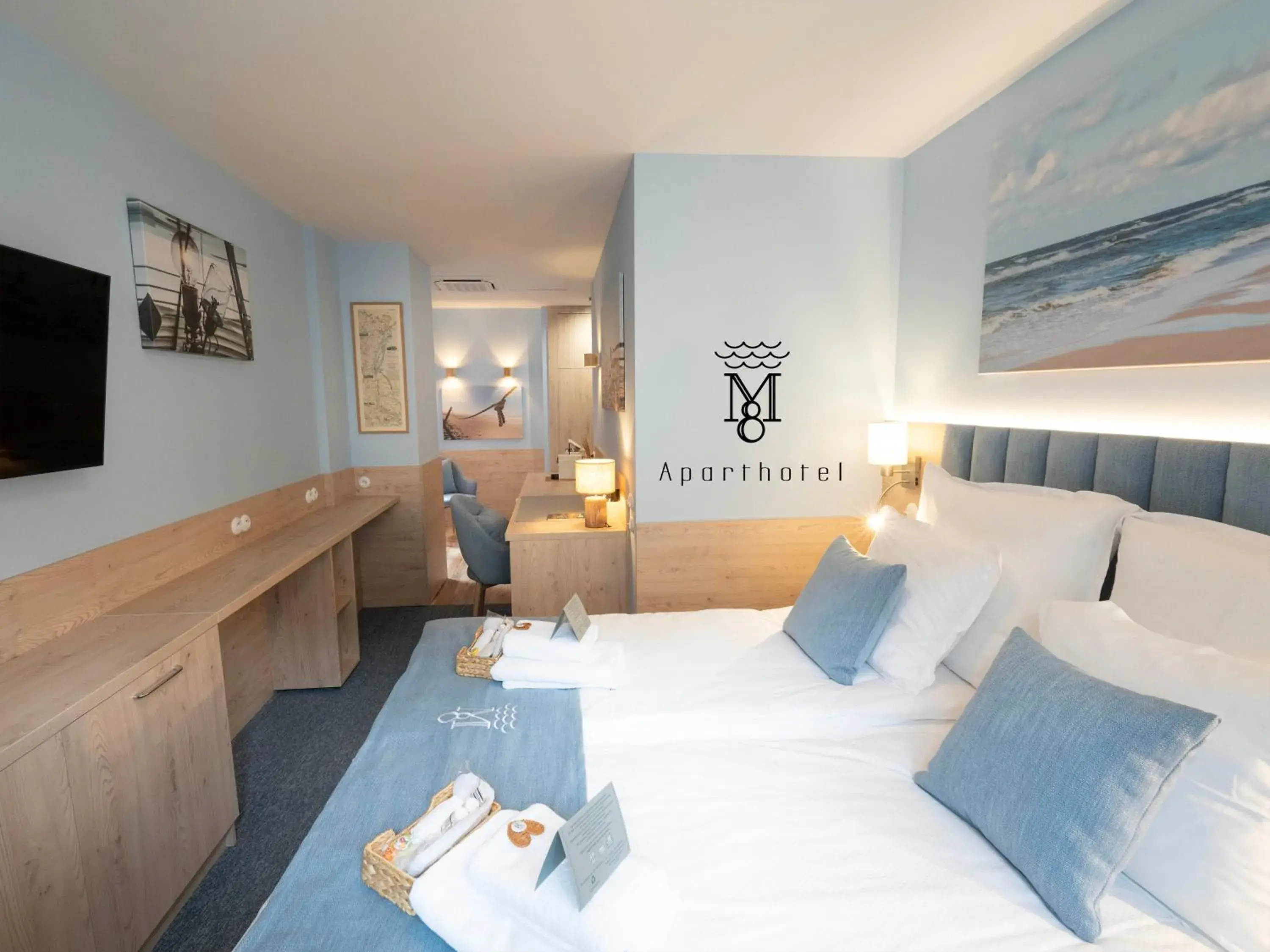 Large Double Room - single occupancy in Mariensztat 8 Hotel Large Double Room - single occupancy in Mariensztat 8 Hotel