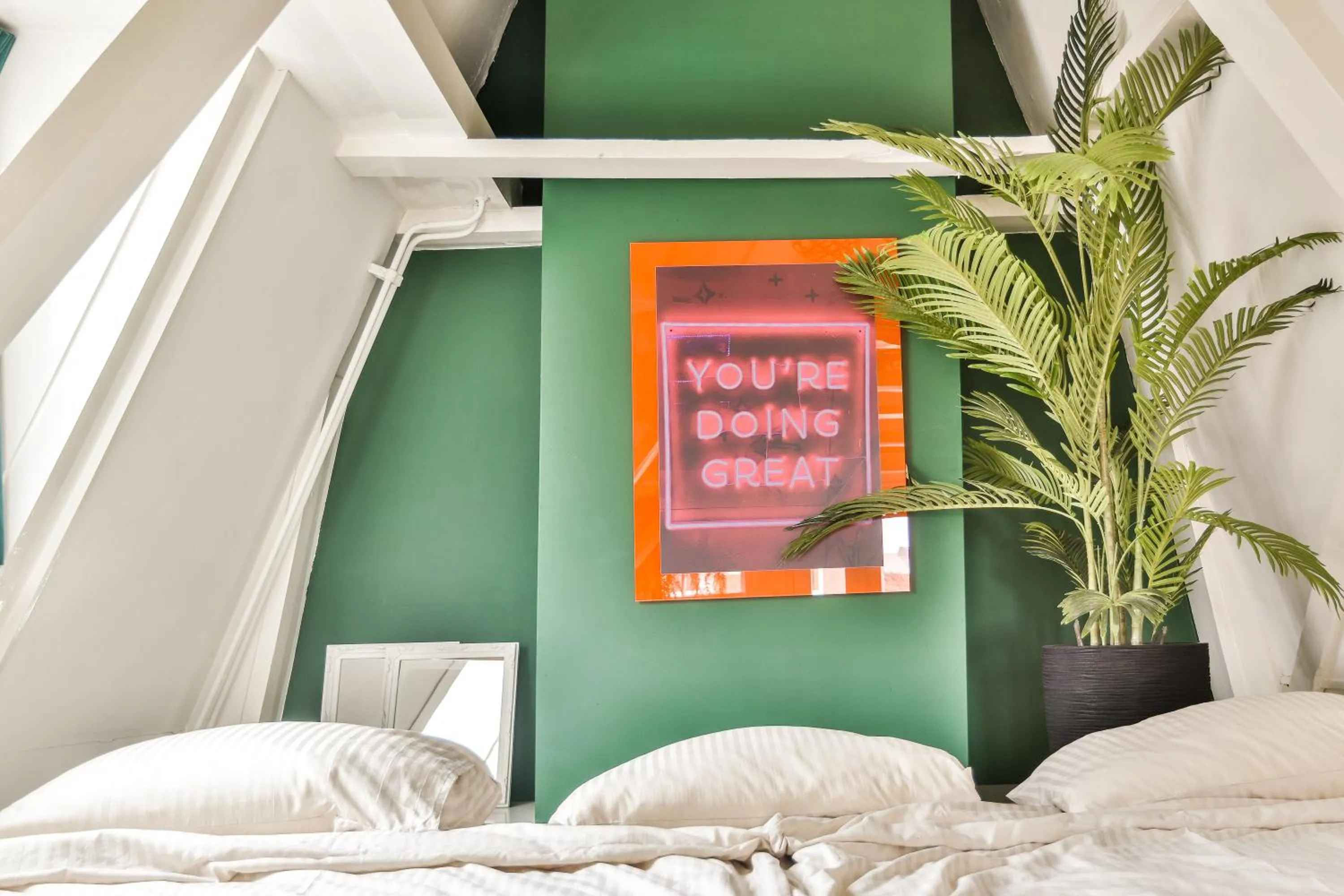 Bed in Spiegelgracht Apartments with Canal View