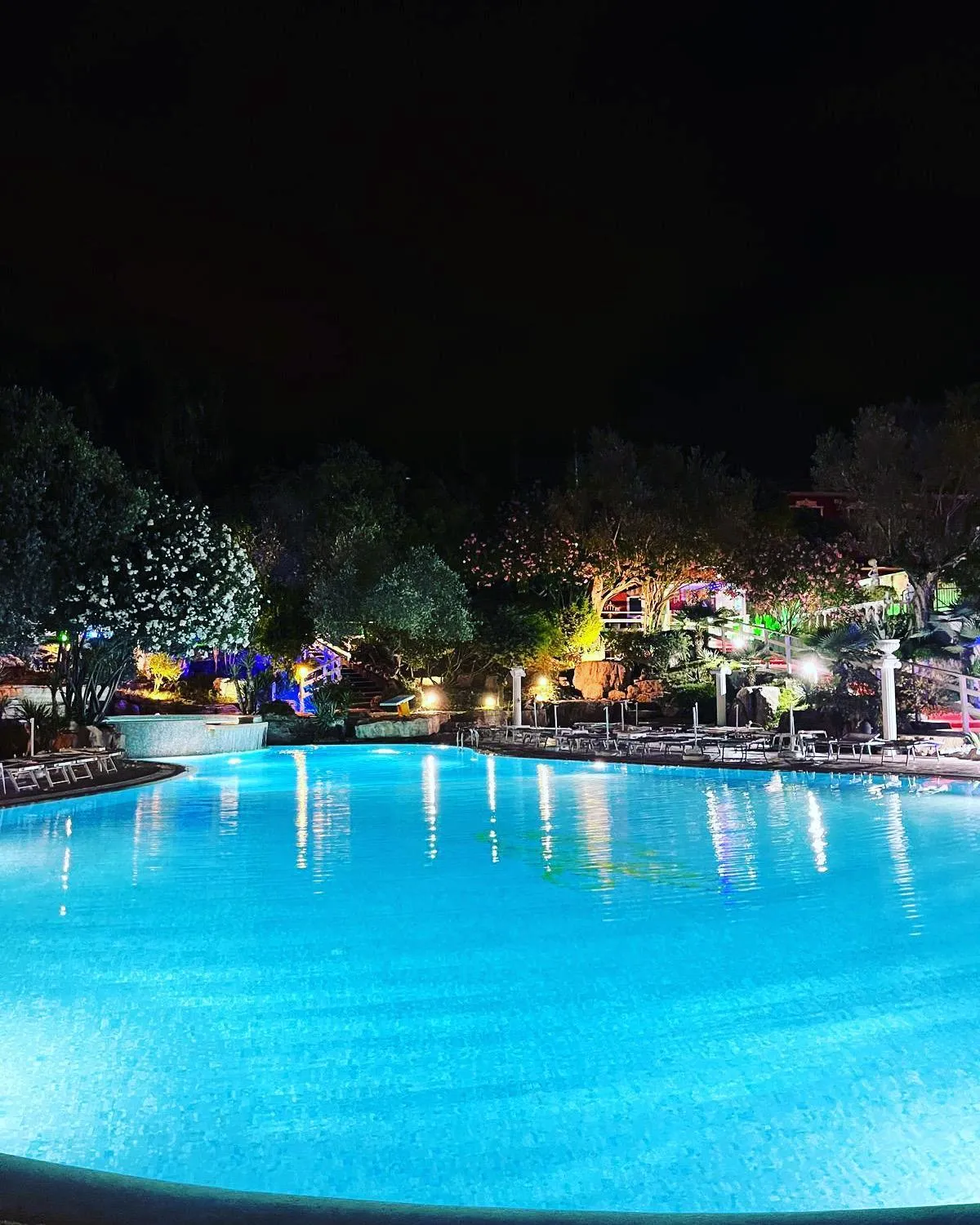 Property building in Hotel Villa Pigalle