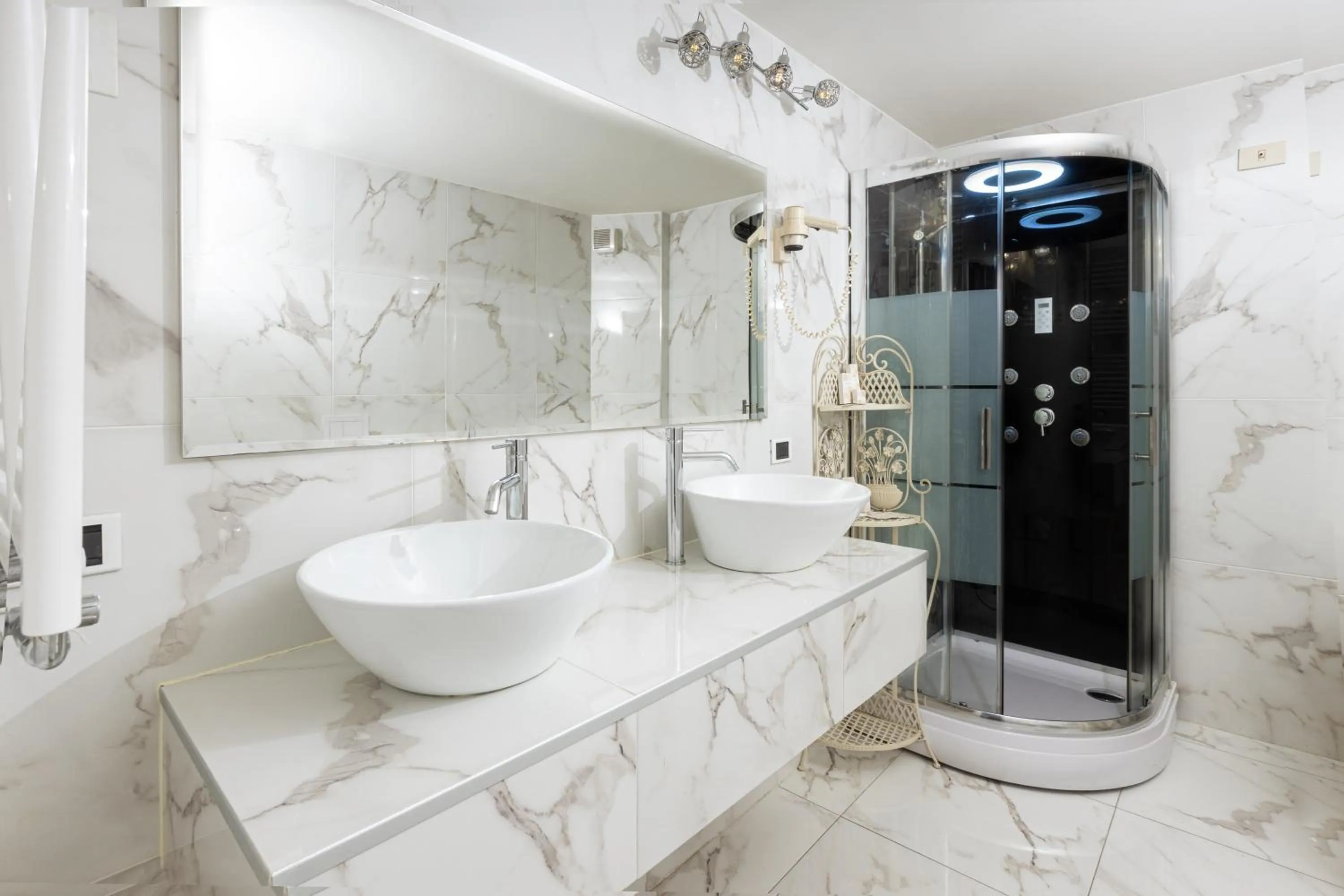 Bathroom in Hotel Villa Pigalle