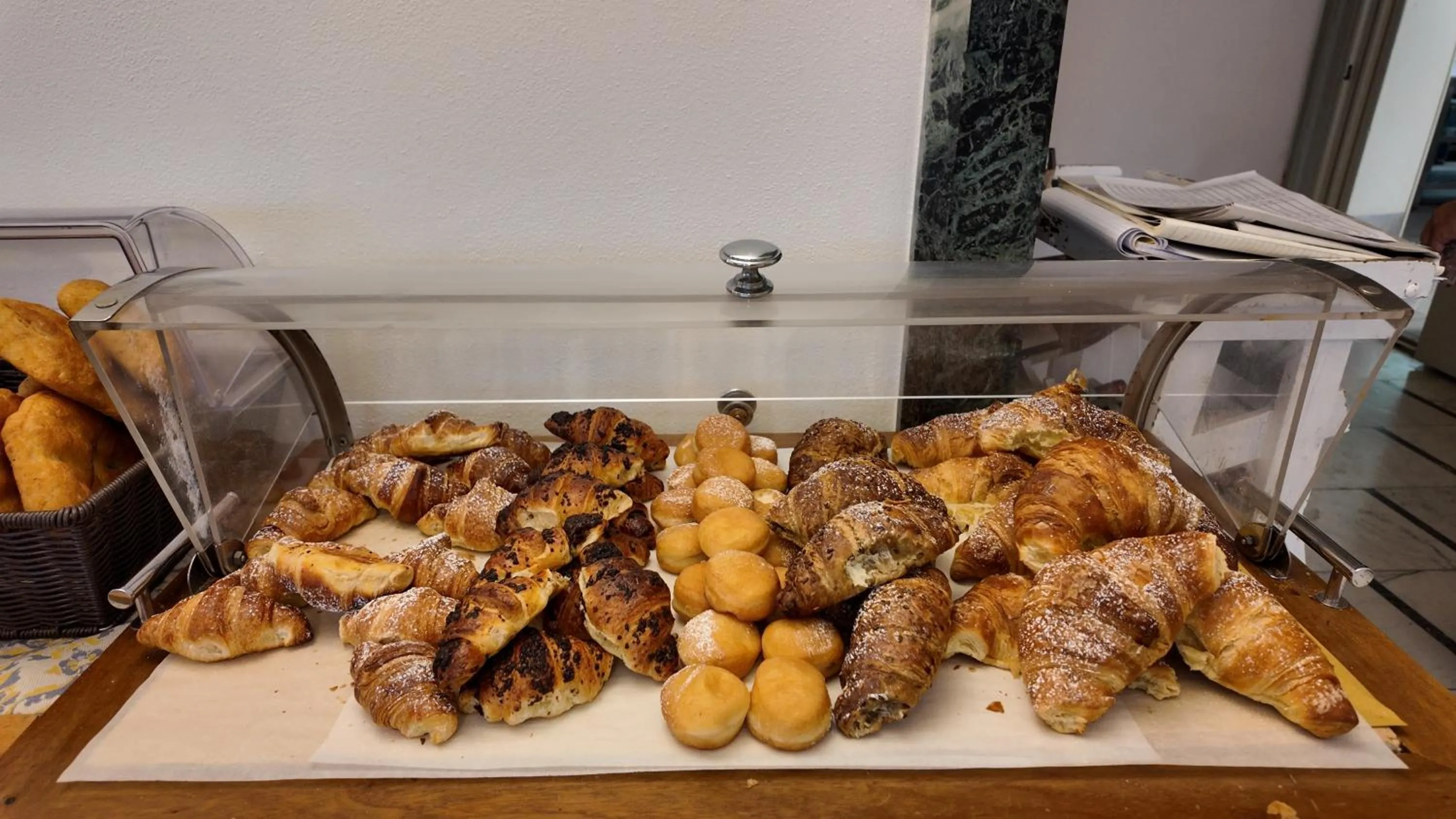 Breakfast in President Hotel