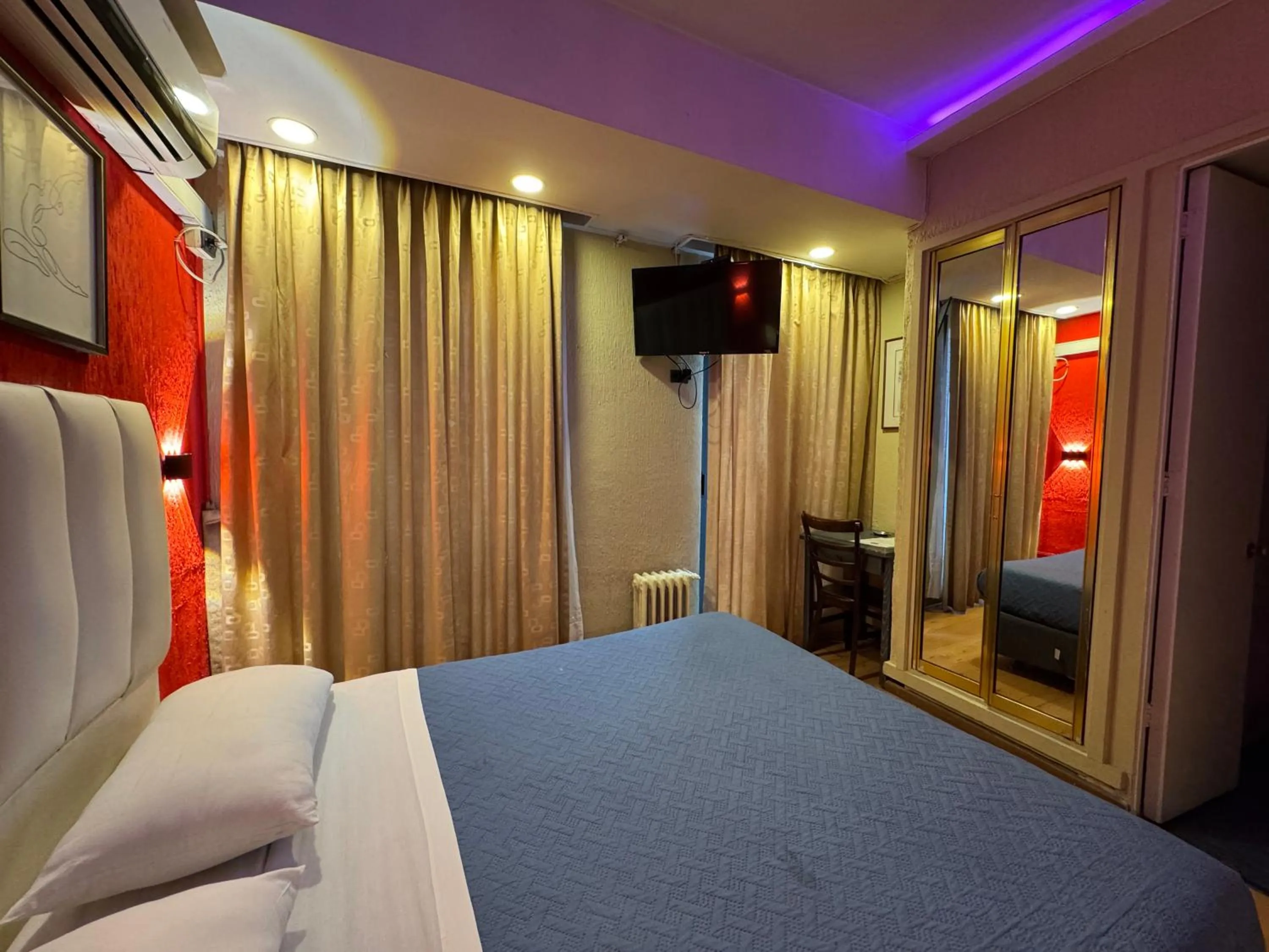 Bed in Intimo Hotel Miraflores