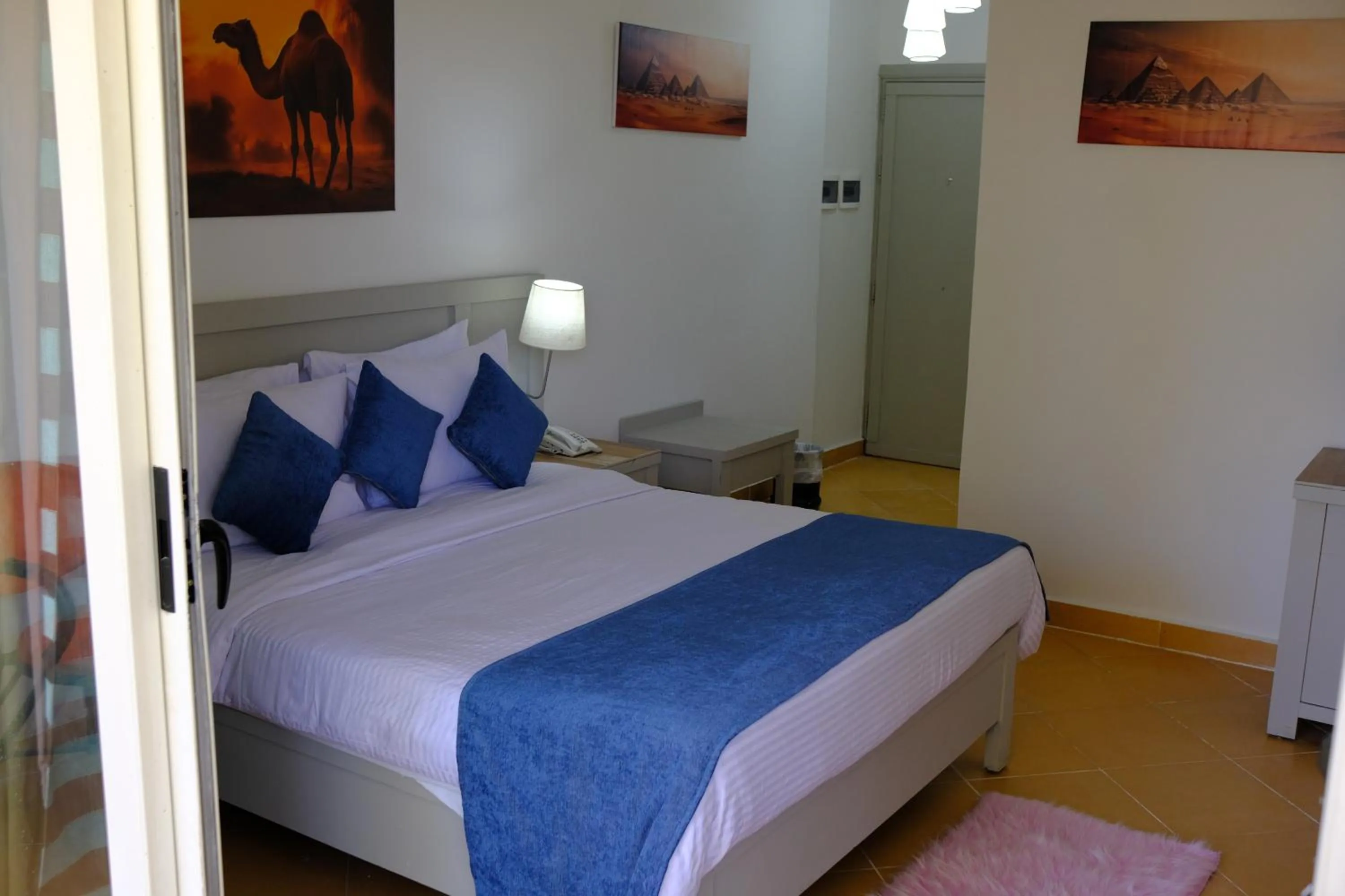 Bedroom, Bed in Viking club hotel