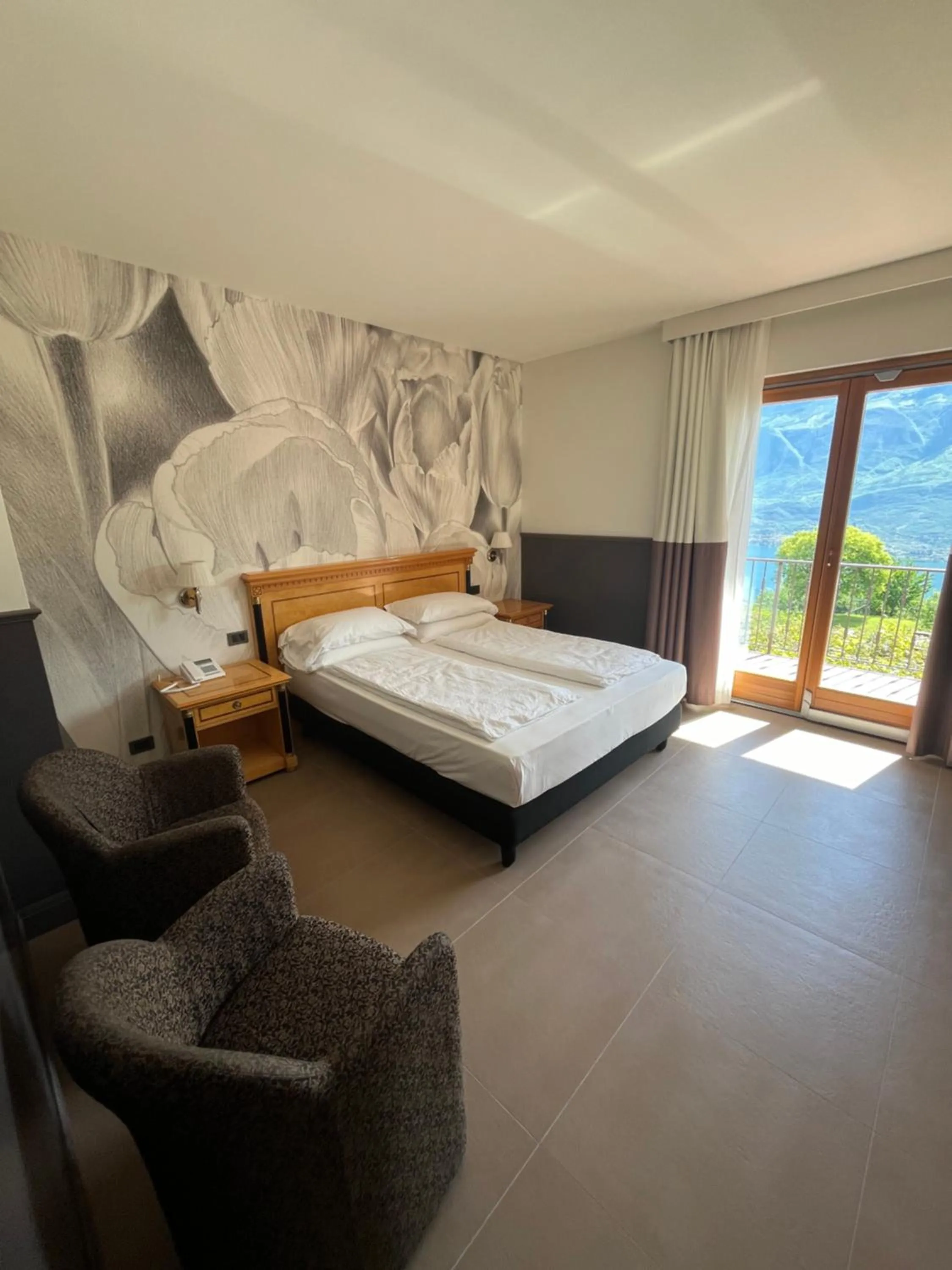 Photo of the whole room, Bed in Villa Selene