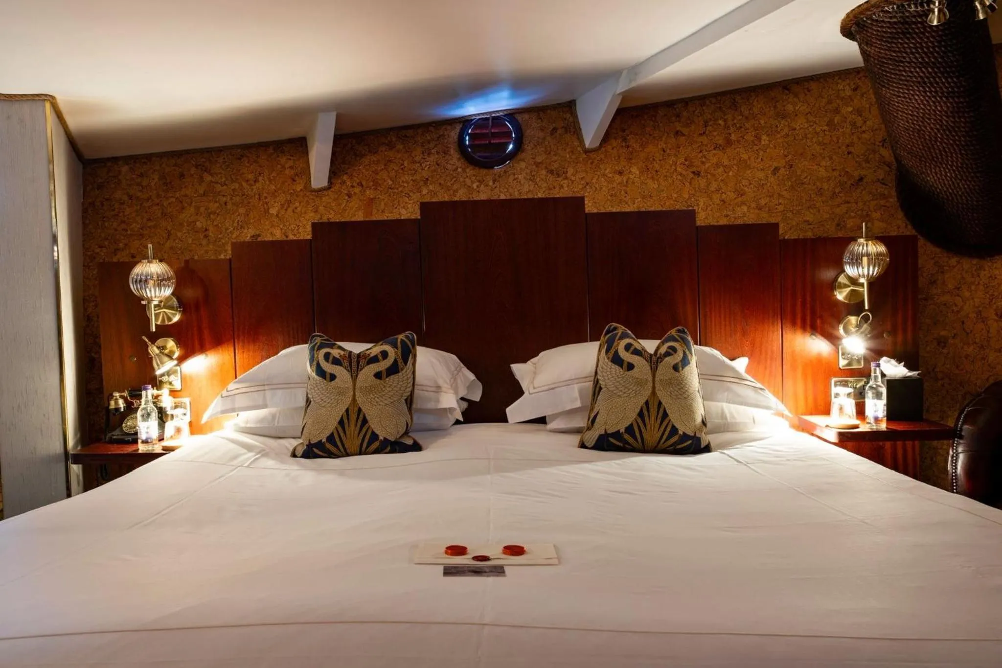 Bed in Ocean Mist Leith